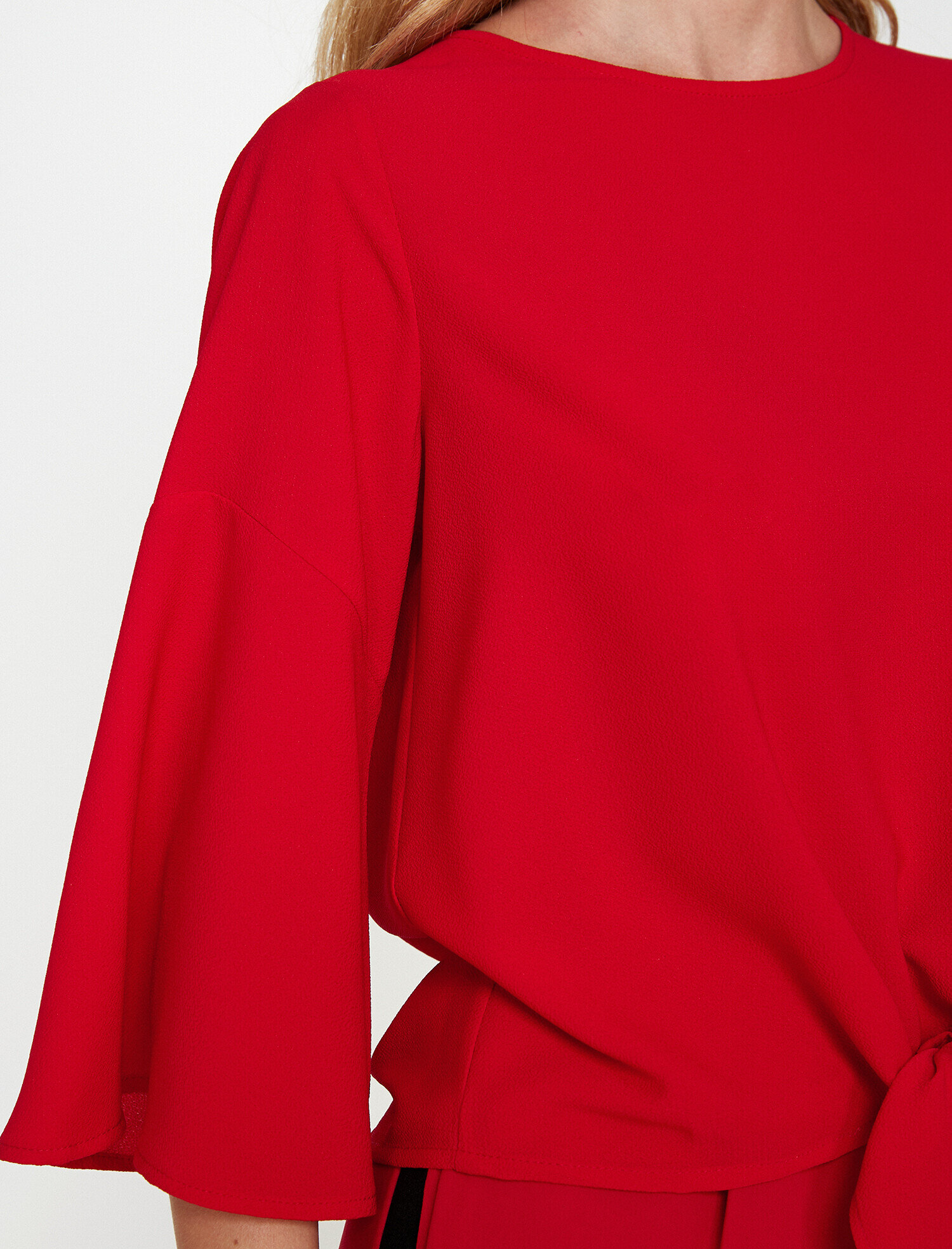   Bağlama Detaylı Bluz