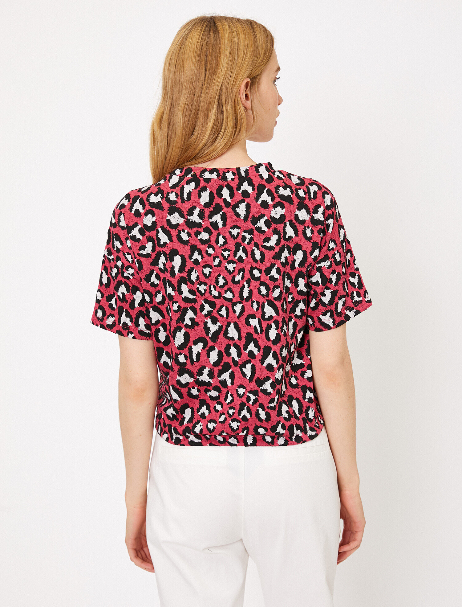   Leopar Desenli Tişört
