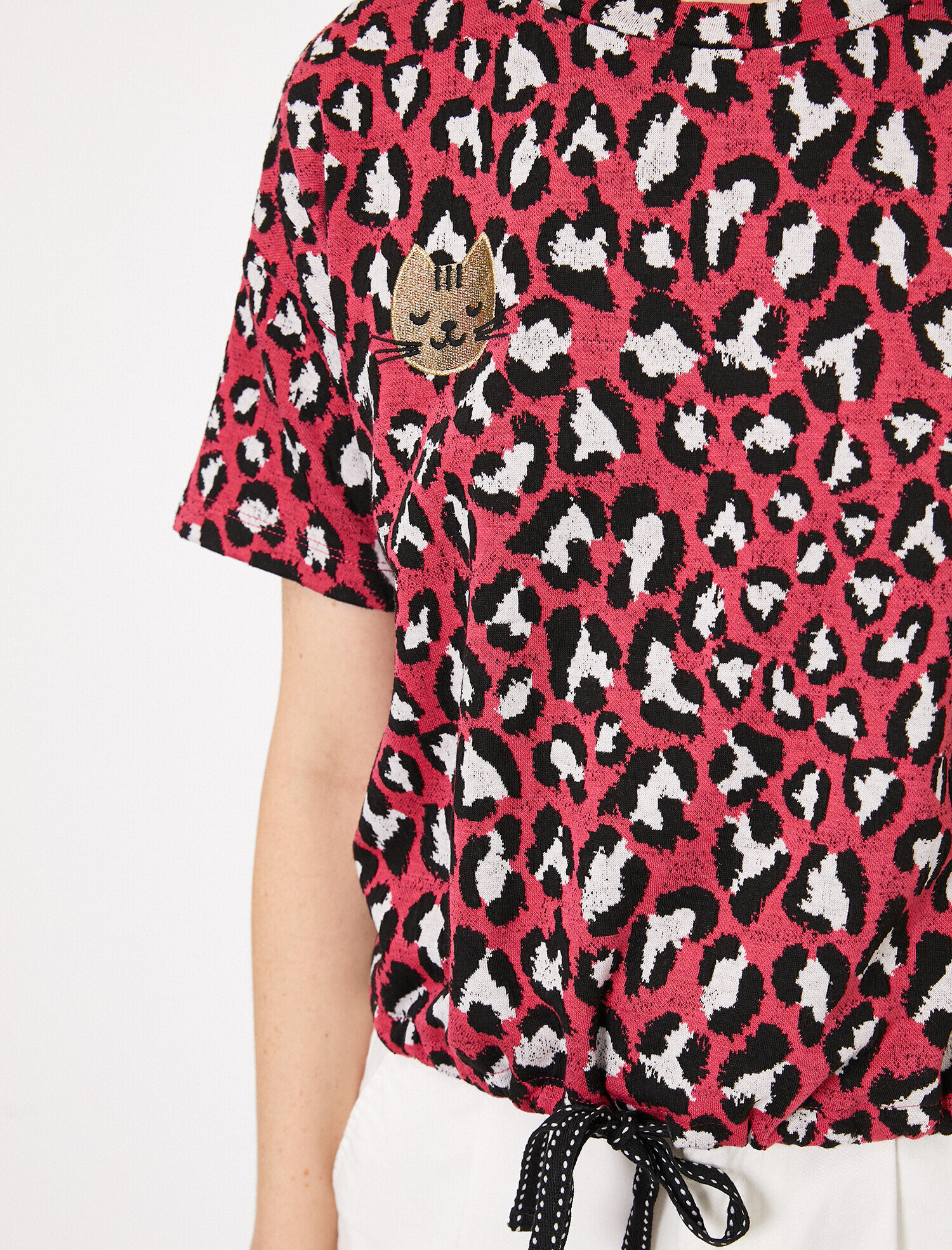   Leopar Desenli Tişört