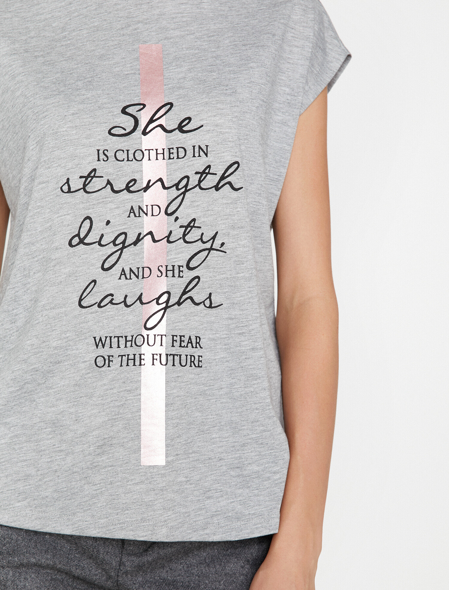   Yazılı Baskılı Atlet