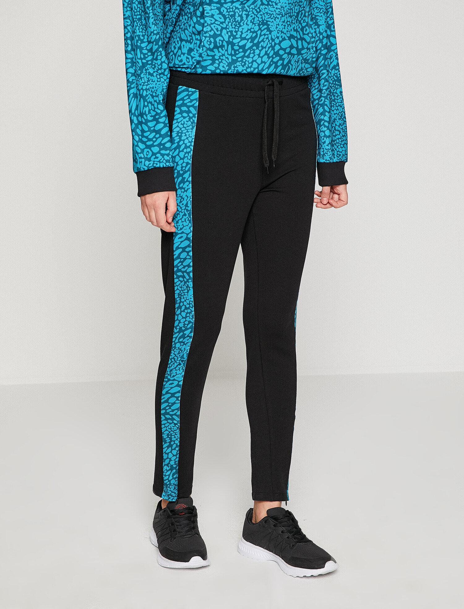   Desenli Eşofman Altı