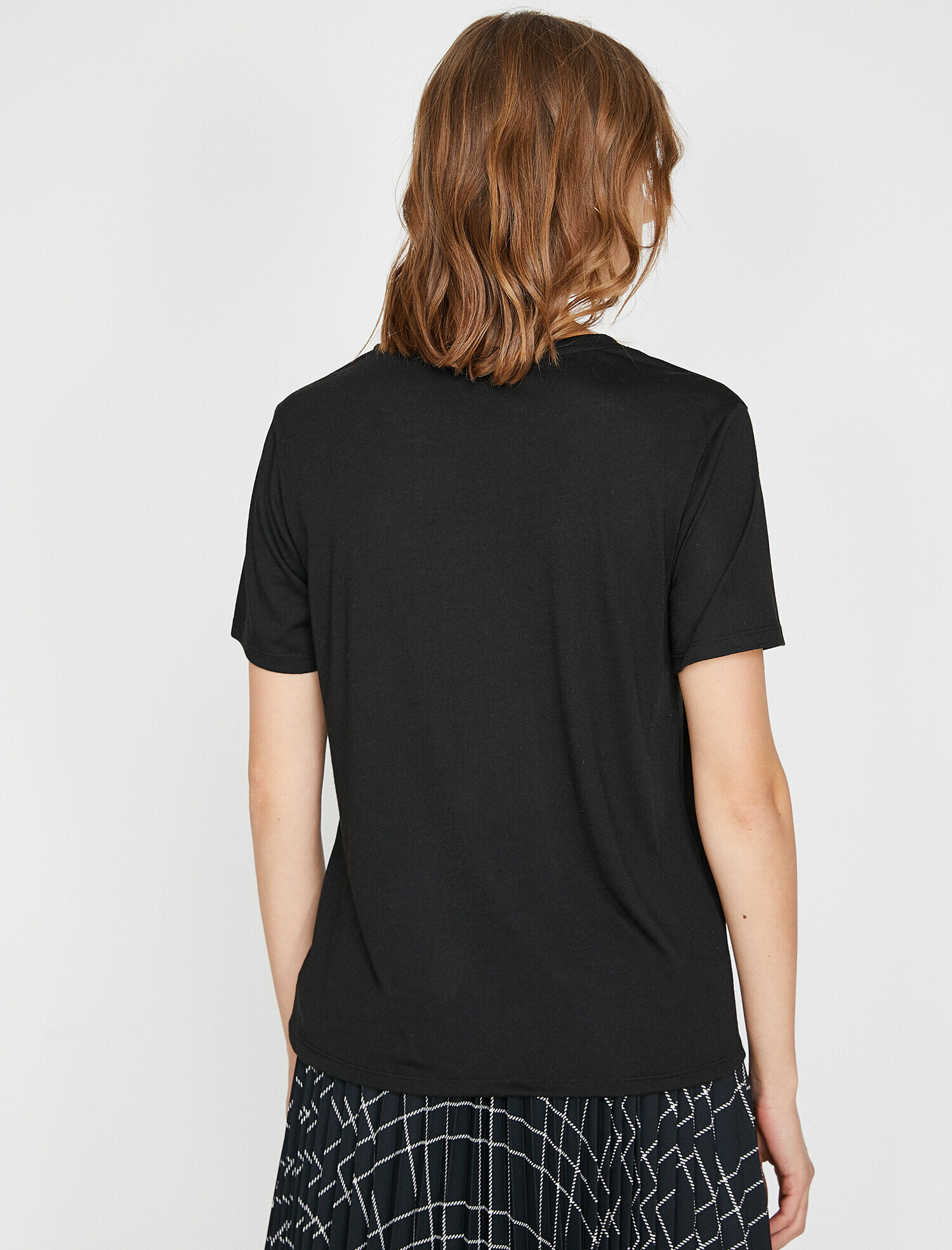   İnci Detaylı Tişört