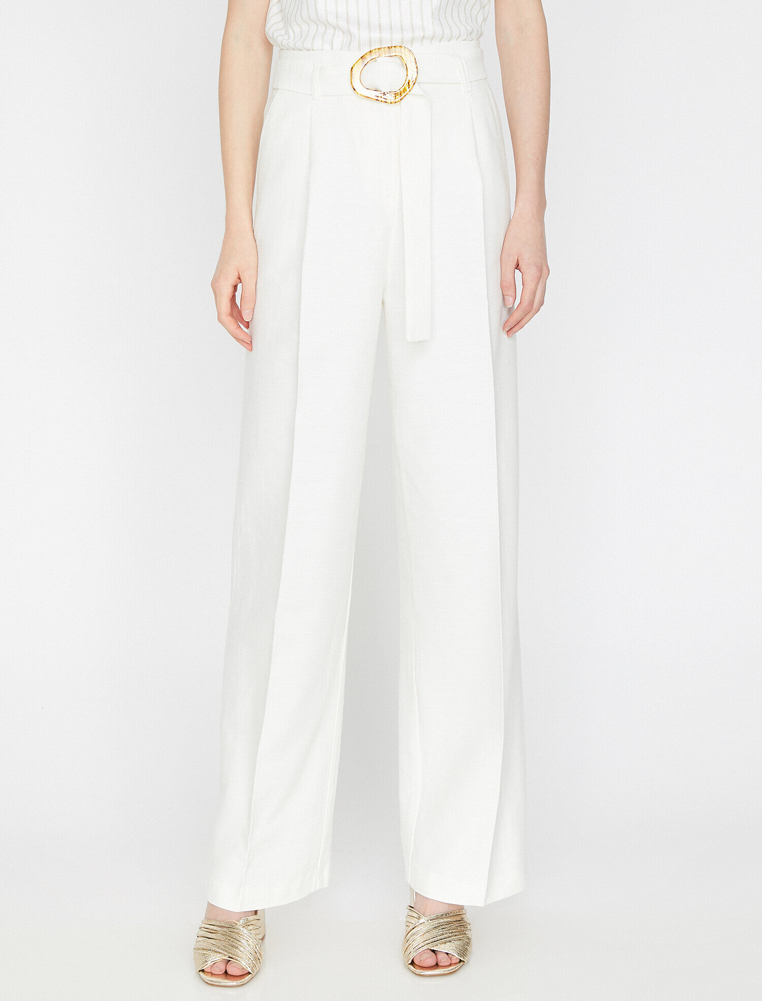   Kemer Detaylı Pantolon