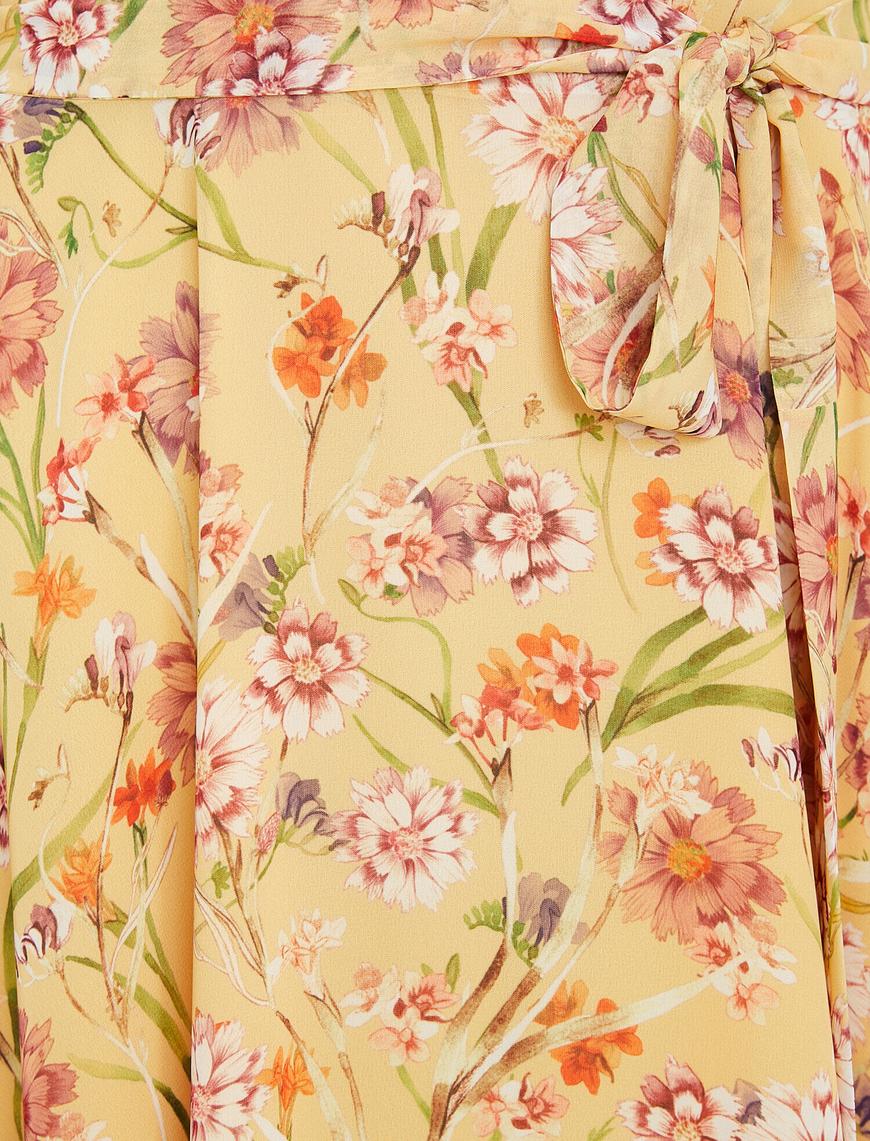   The Floral Dress - Çiçek Desenli Elbise