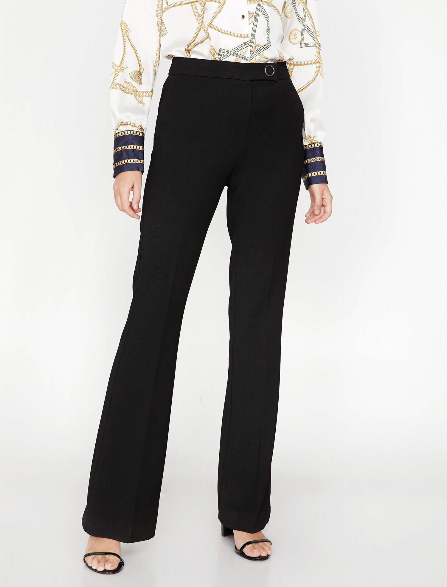   Cep Detaylı Pantolon