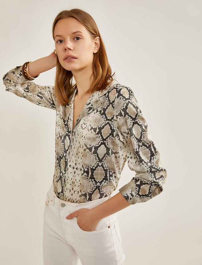  Yılan Derisi Desenli Gömlek