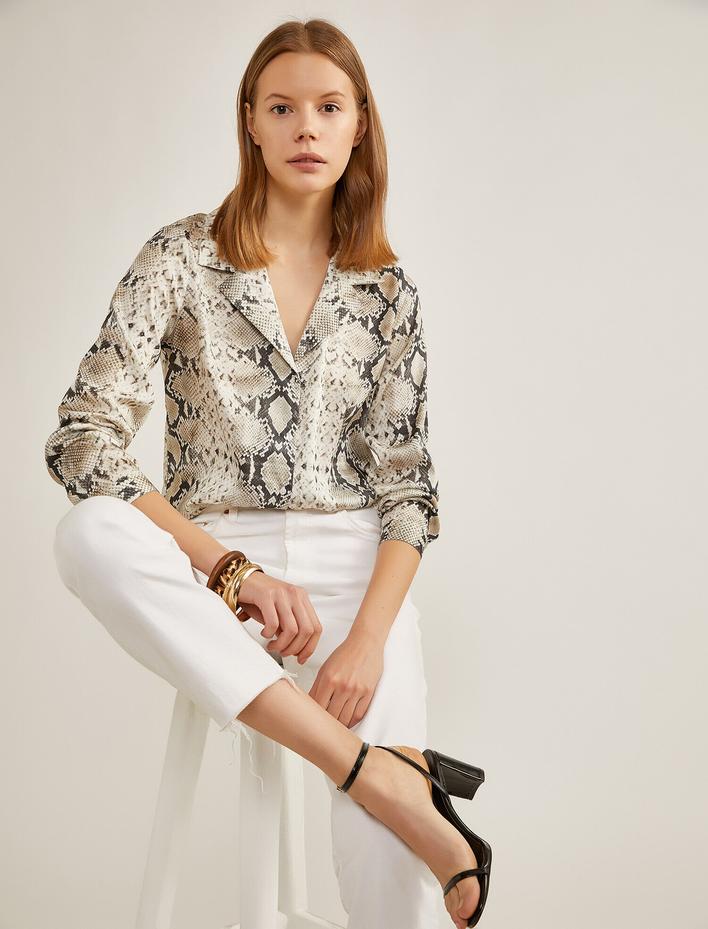  Yılan Derisi Desenli Gömlek