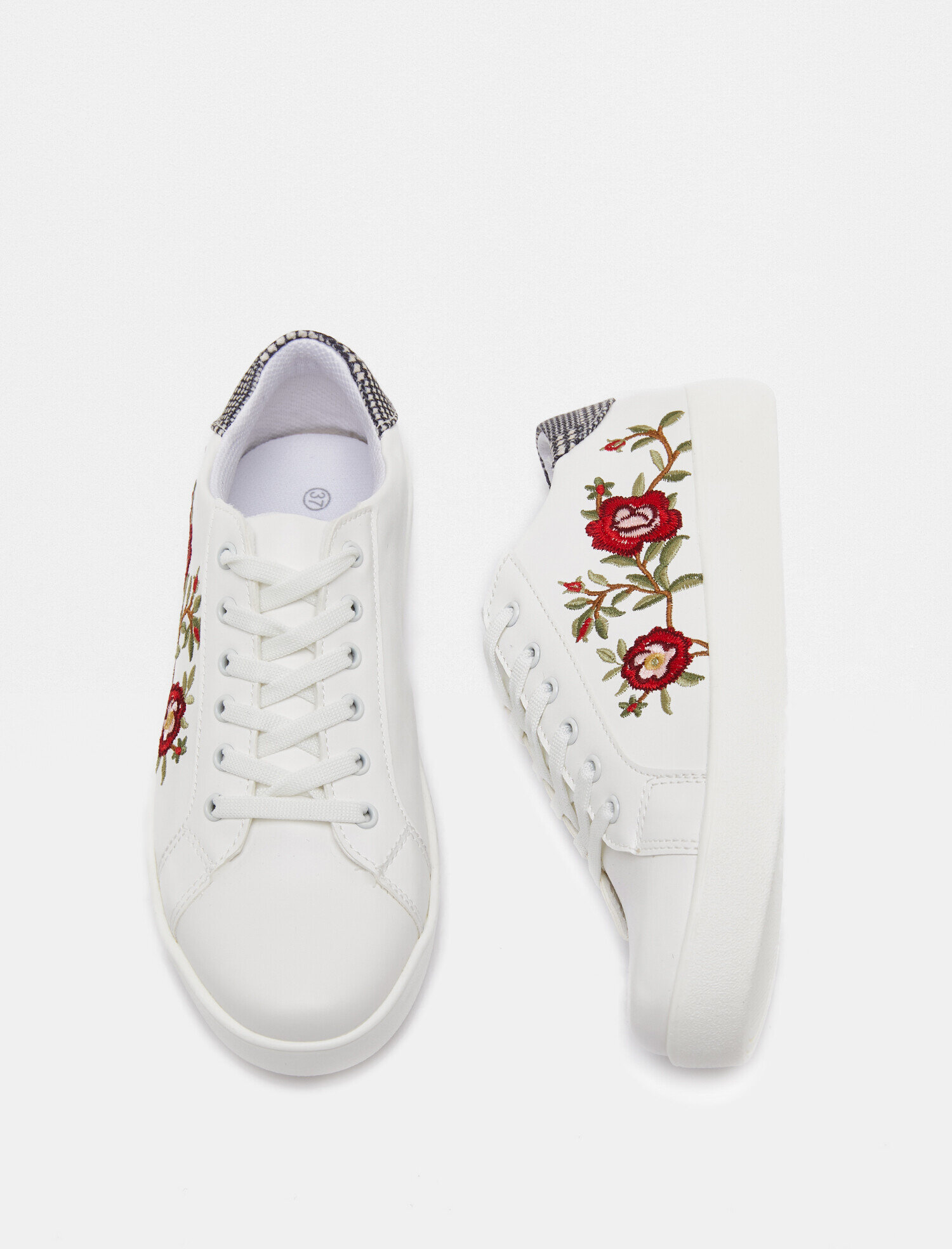  Kadın Bağcıklı Ayakkabı