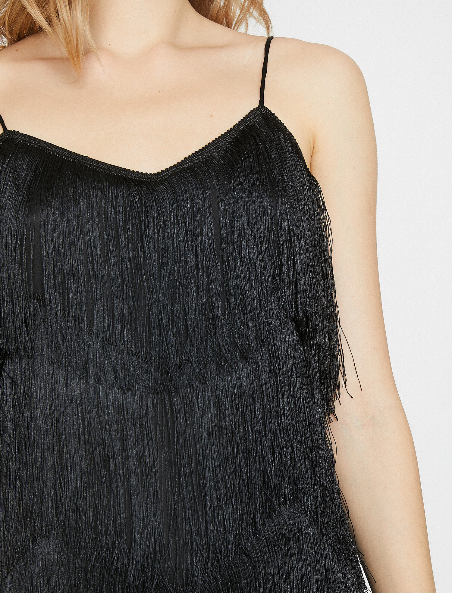   Püskül Detaylı Elbise