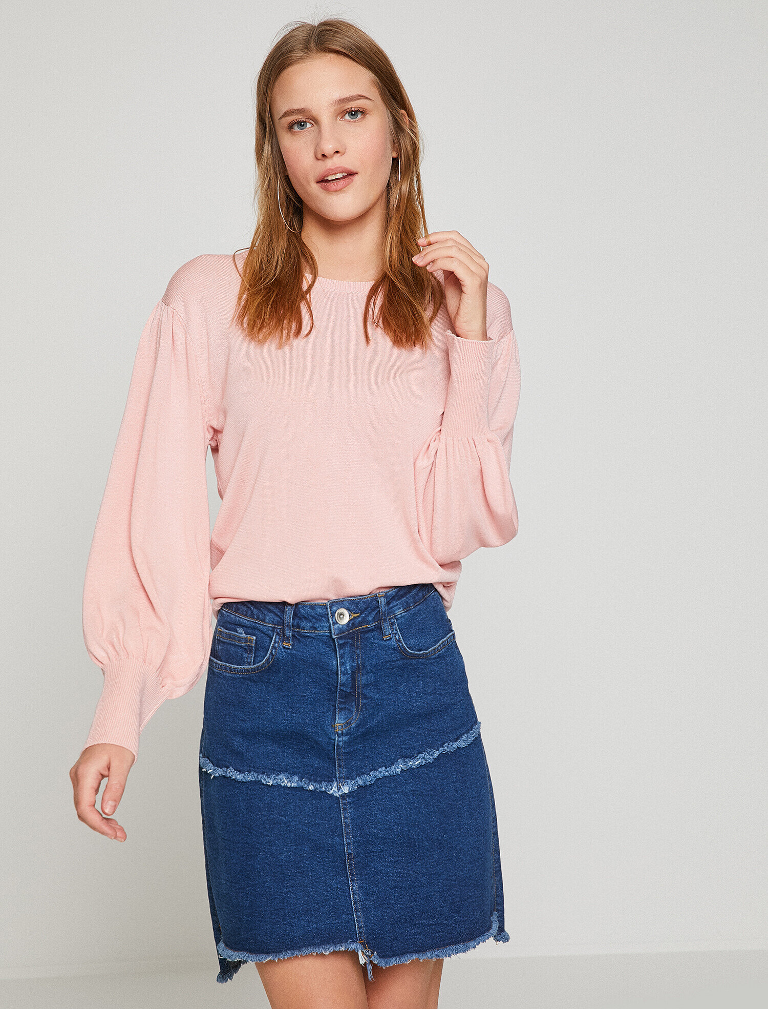   Kol Detaylı Triko Kazak