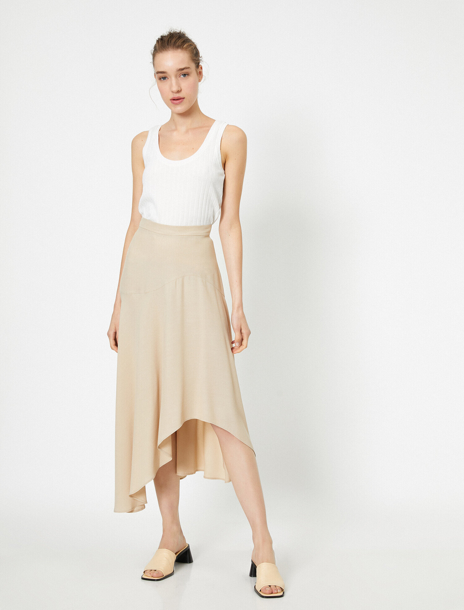   Fırfır Detaylı Etek