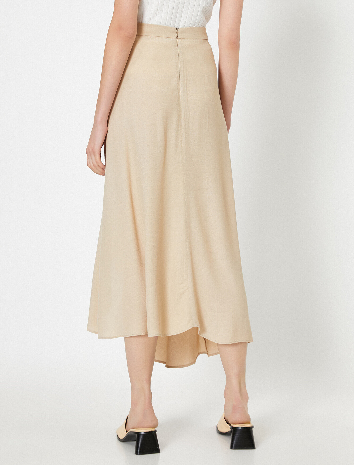   Fırfır Detaylı Etek