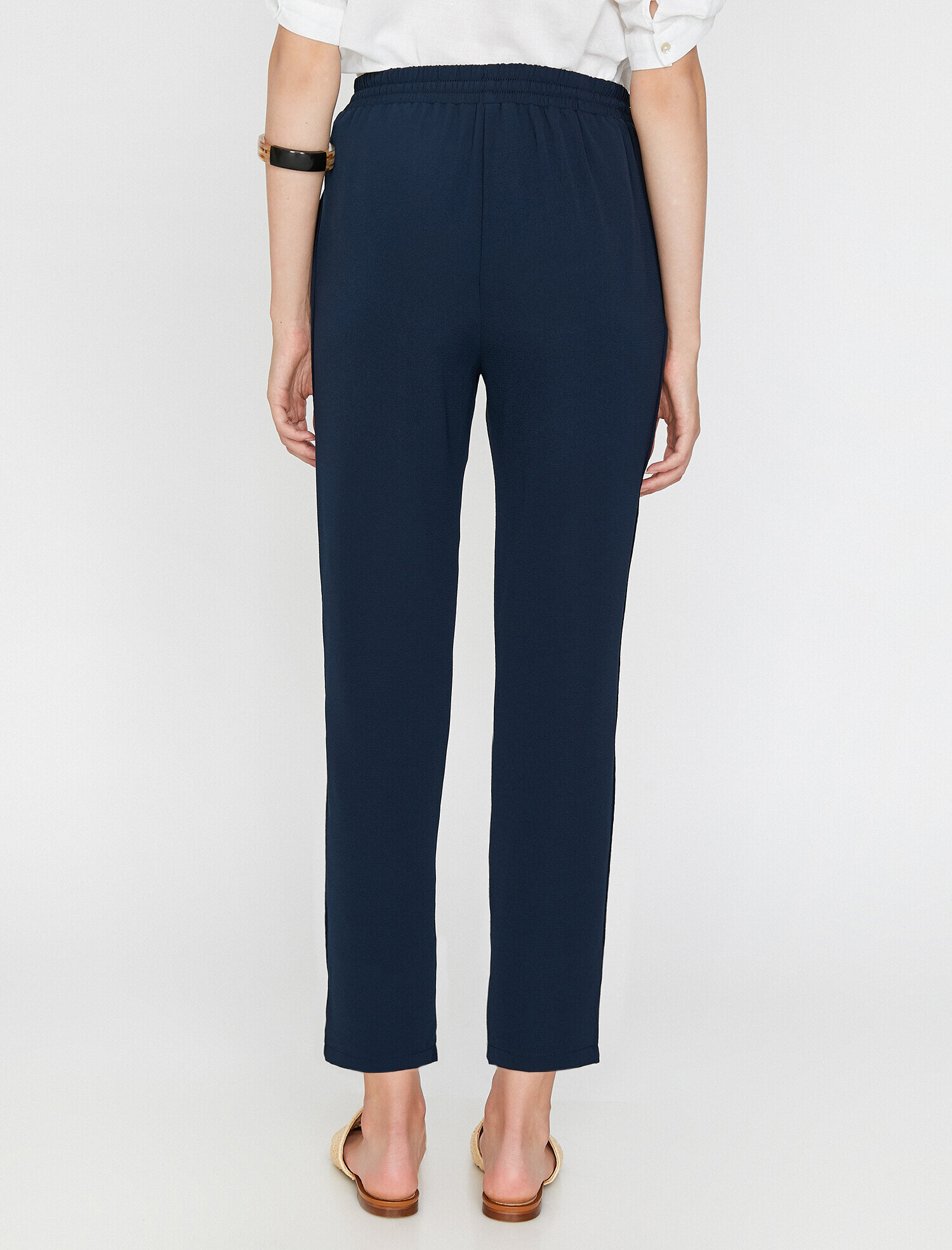   Beli Bağlamalı Cepli Pantolon