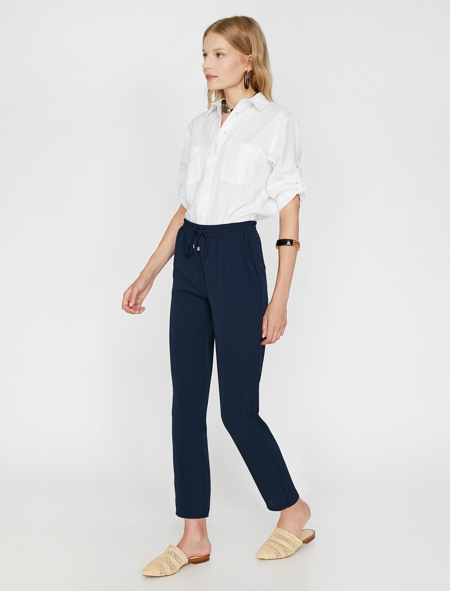   Beli Bağlamalı Cepli Pantolon