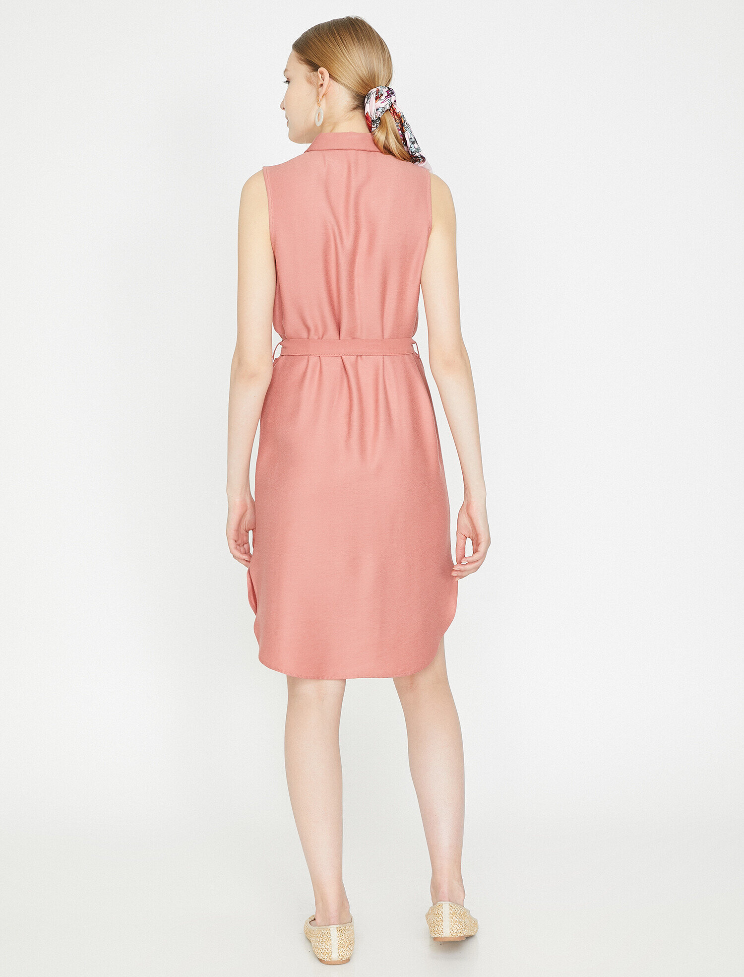   Düğme Detaylı Elbise