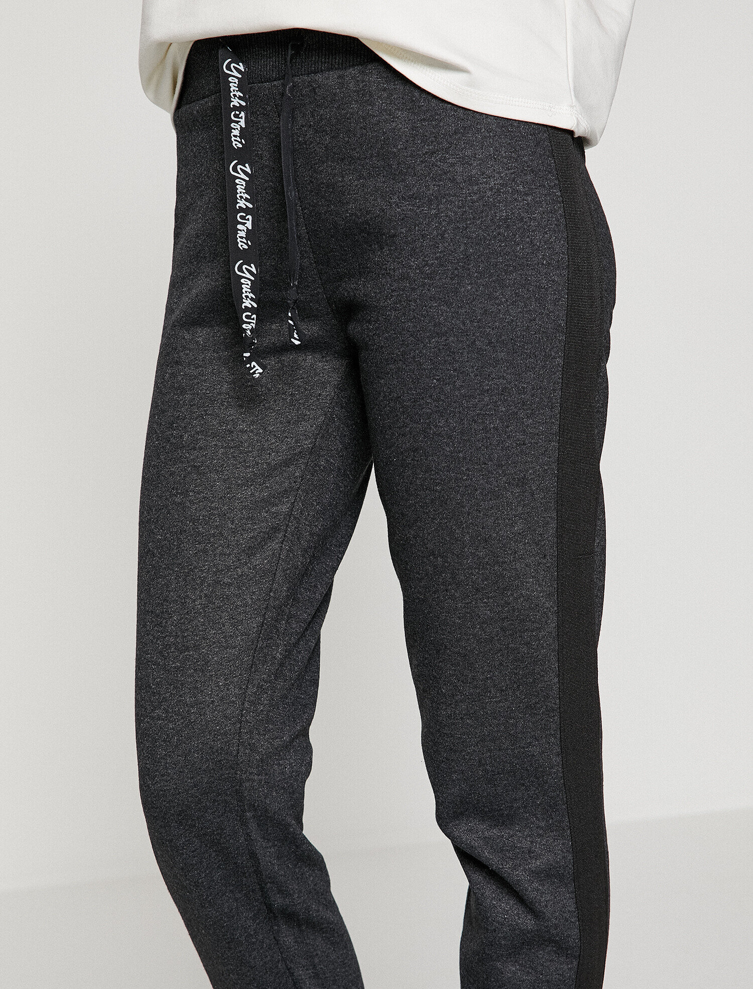   Şeritli Eşofman Altı