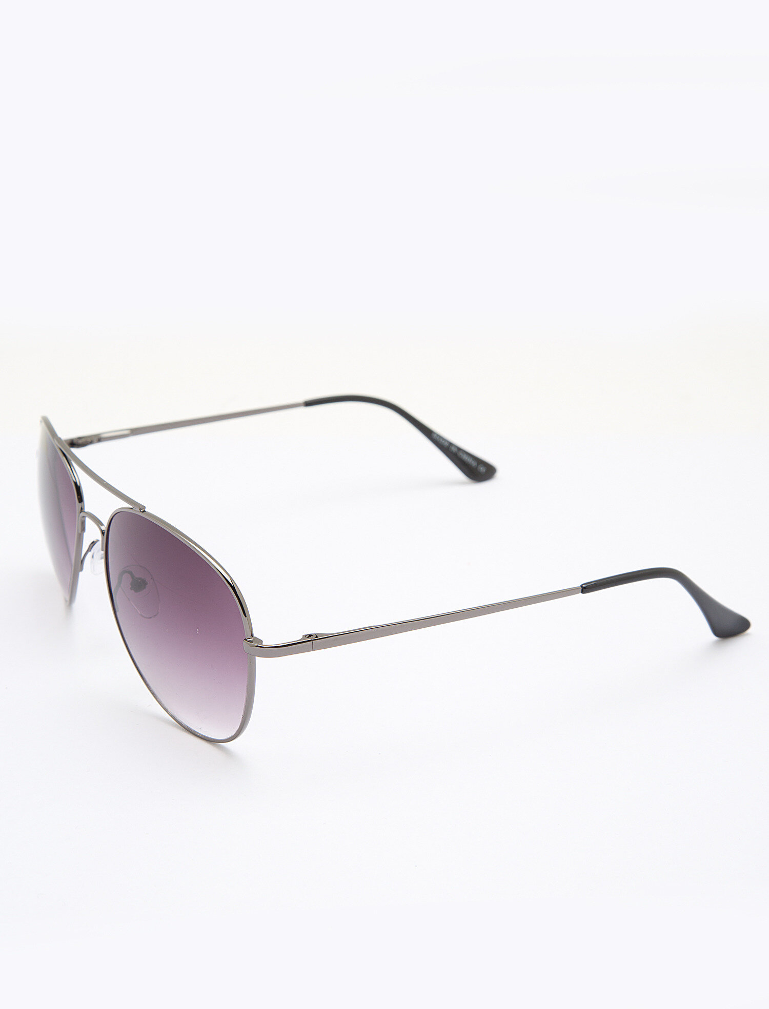  Erkek Çerçeve Detaylı Gözlük