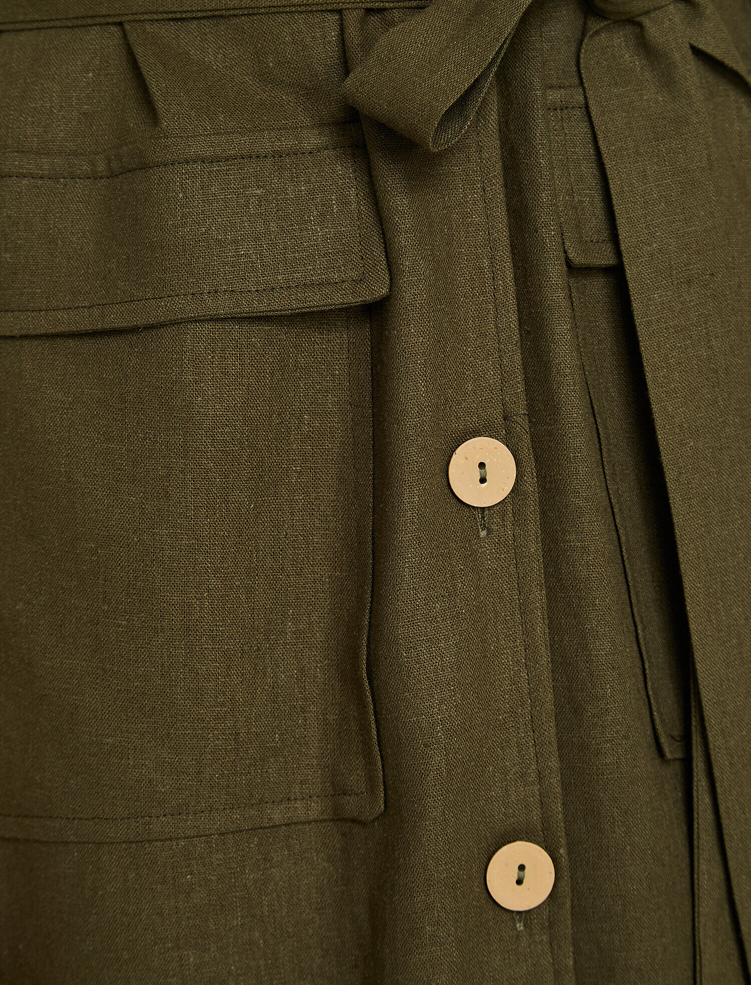   Düğme Detaylı Elbise