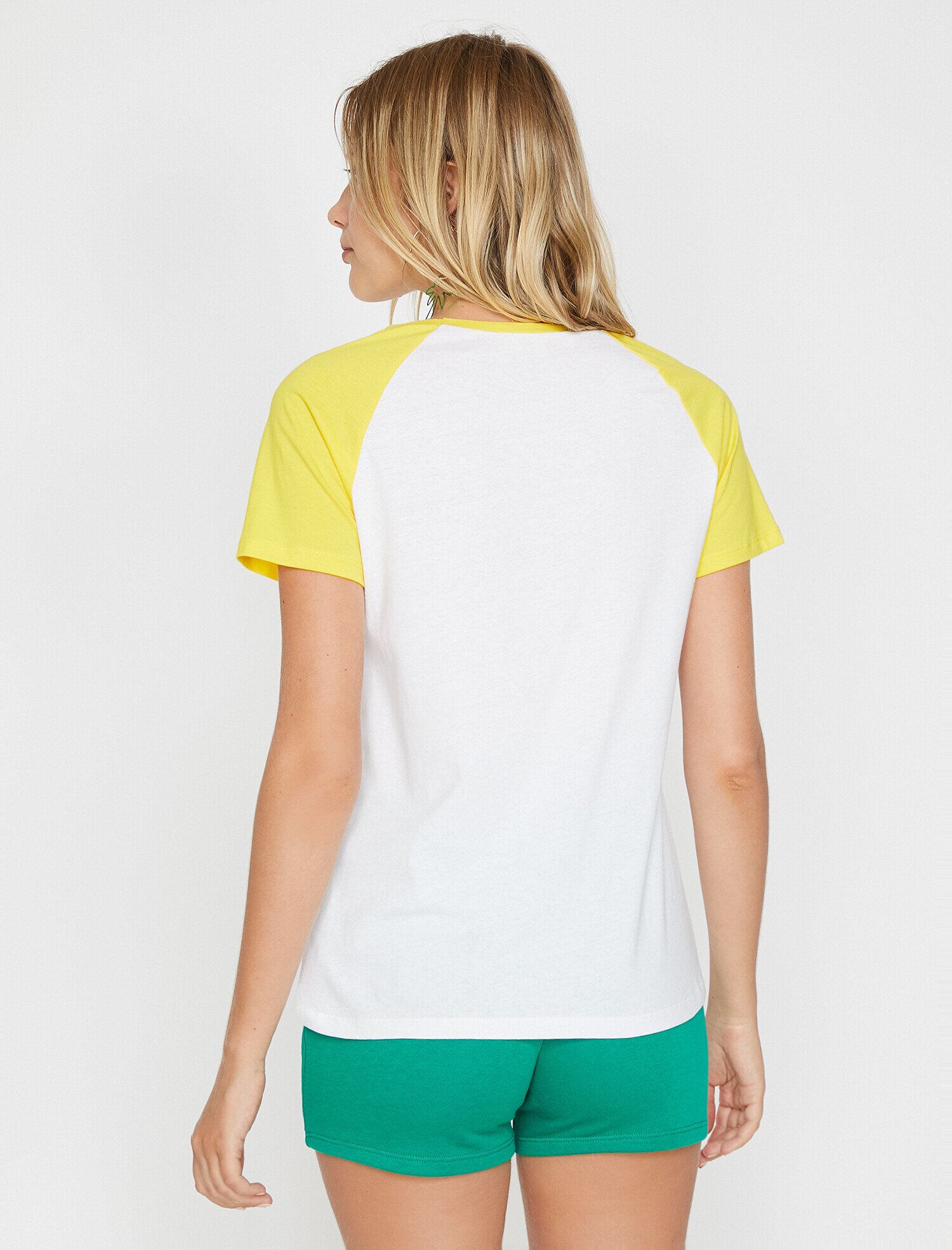   Yazılı Baskılı Tişört