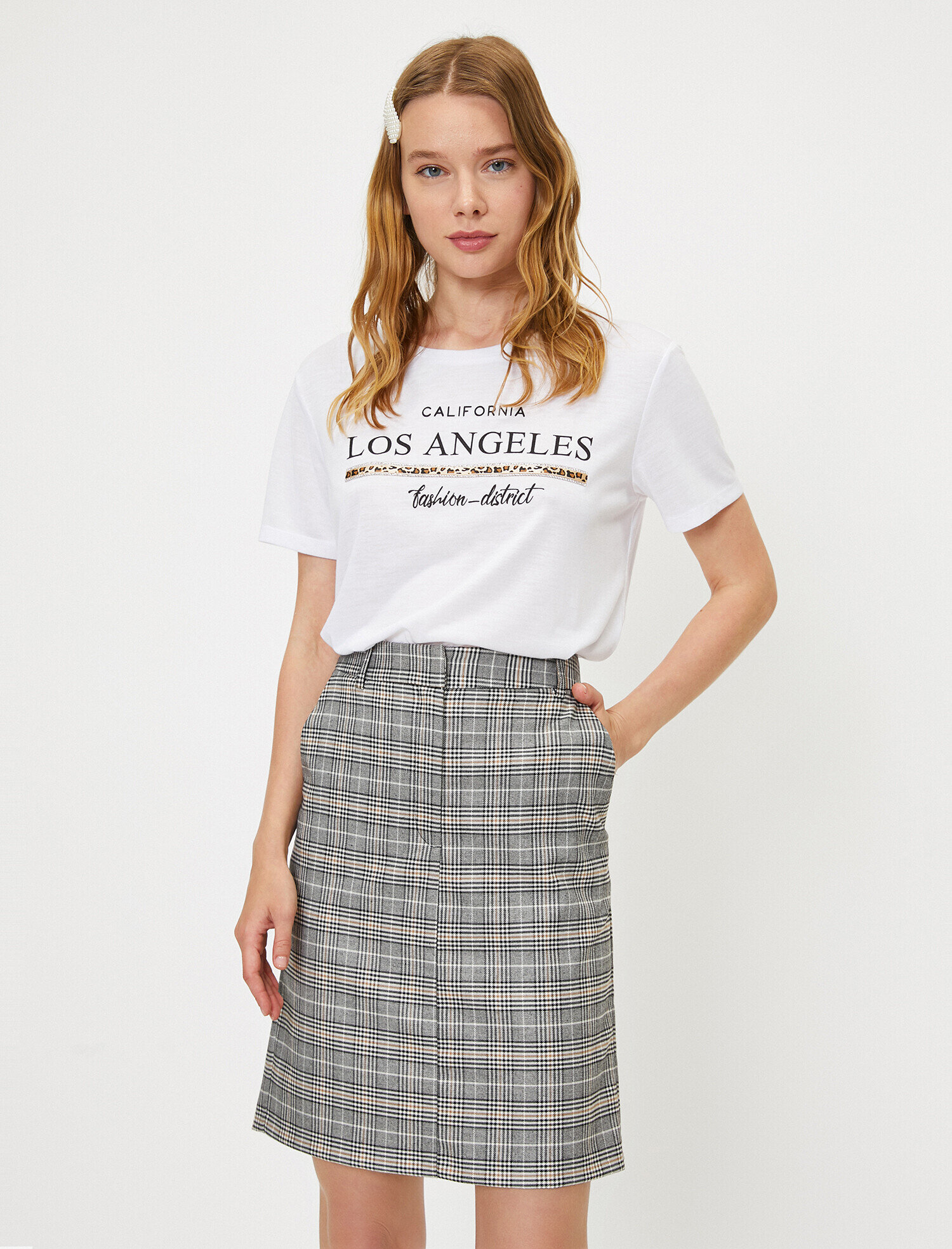   Leopar Desenli Yazı Baskılı Bisiklet Yaka Tişört