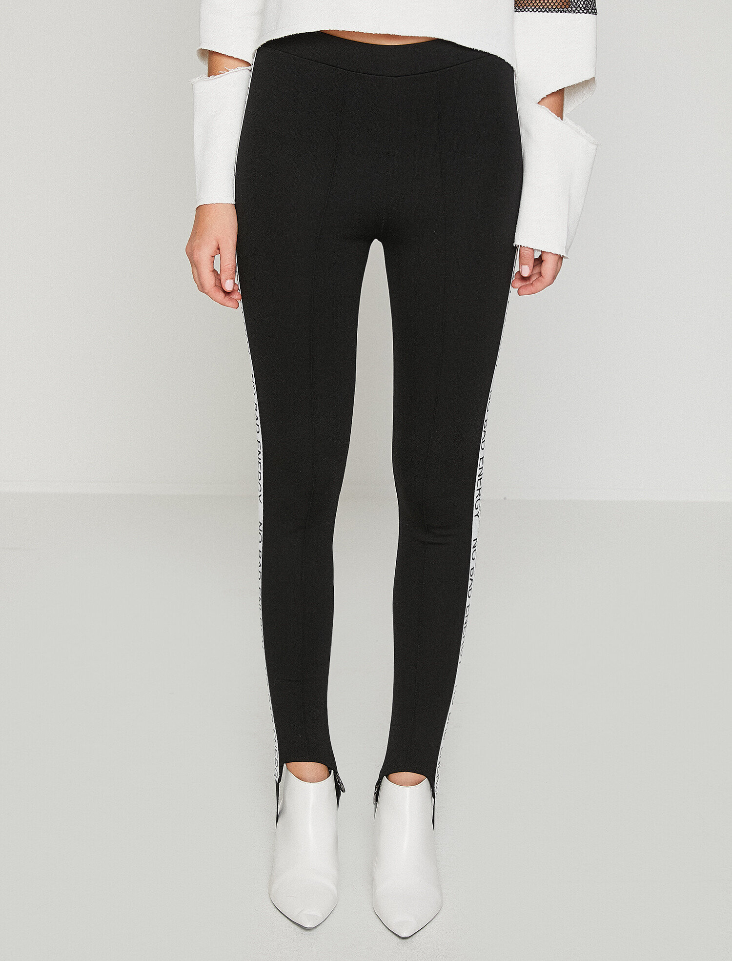   Topuktan Geçmeli Tayt