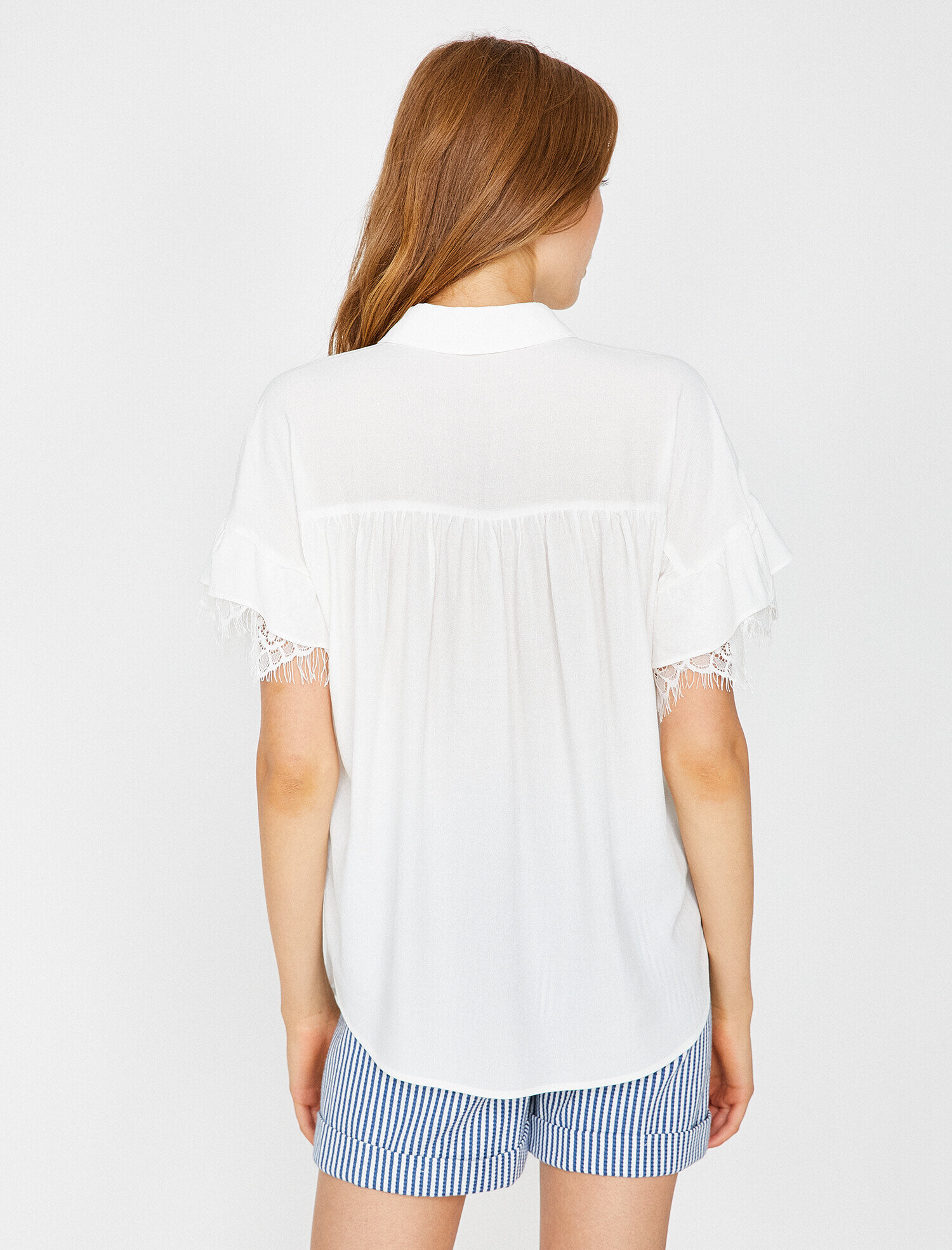   Dantel Detaylı Bluz