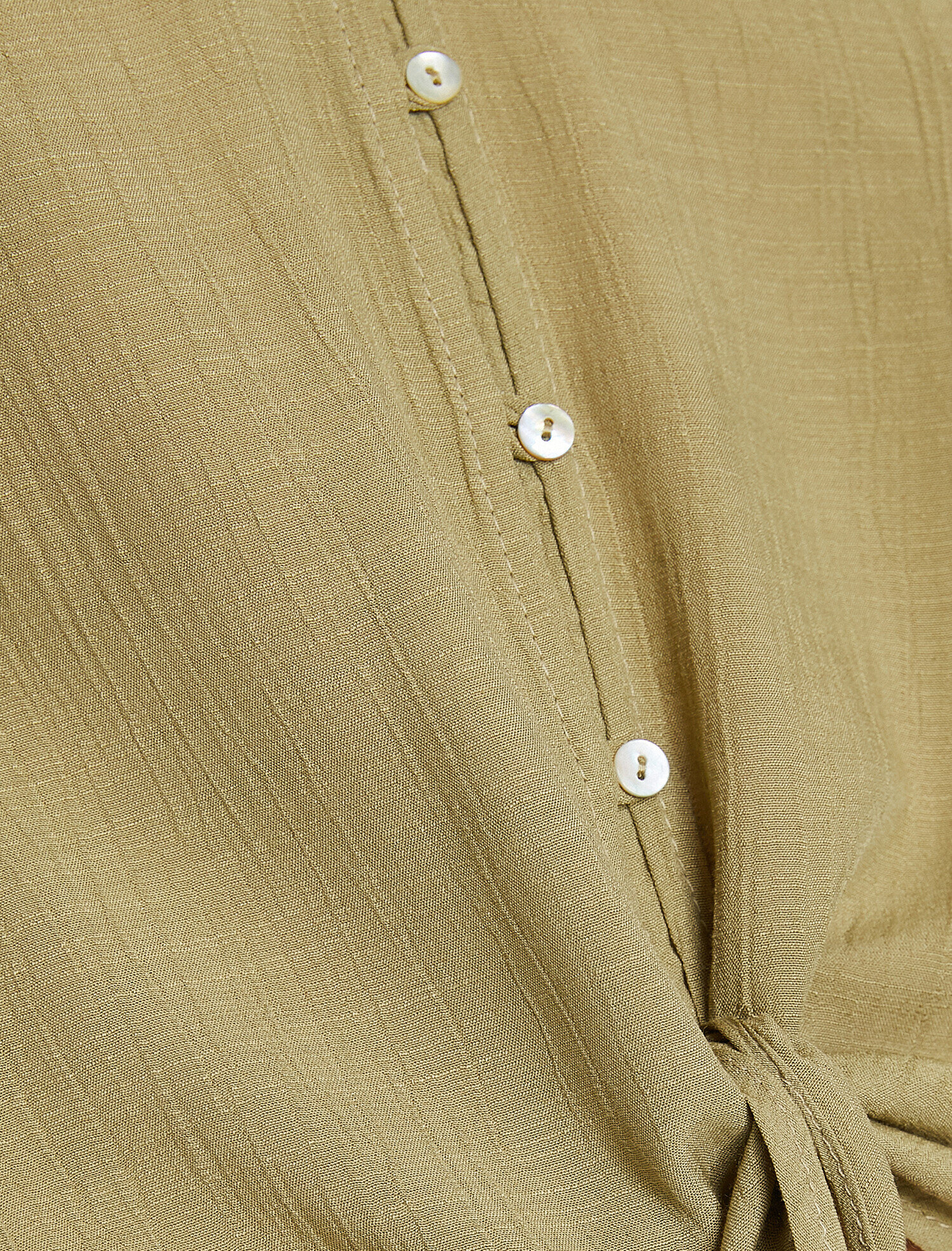   Beli Bağlamalı Gömlek