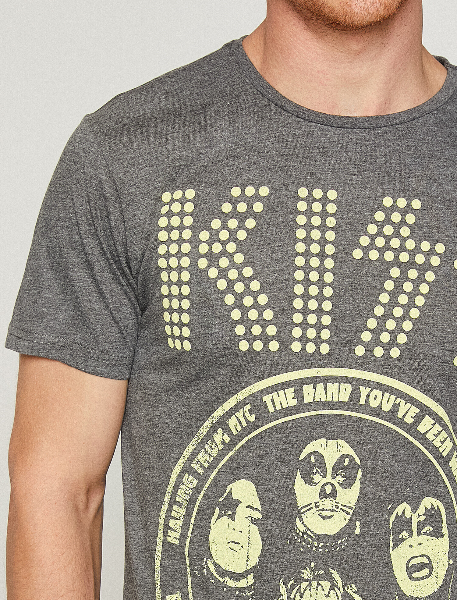   Müzik Lisanslı Kiss Baskılı Tişört