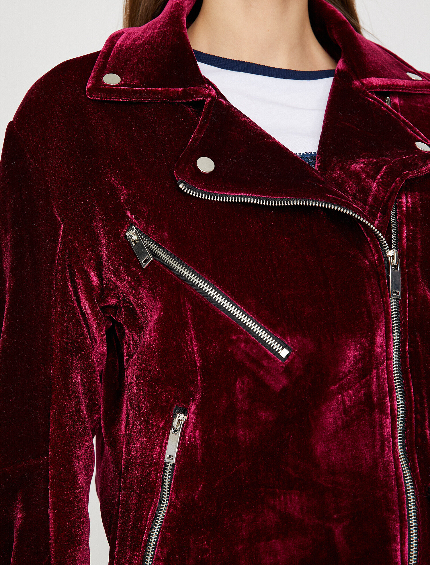   Fermuar Detaylı Mont