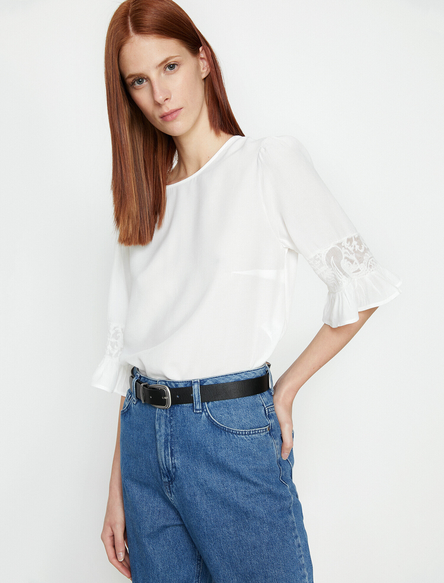   Dantel Detaylı Bluz