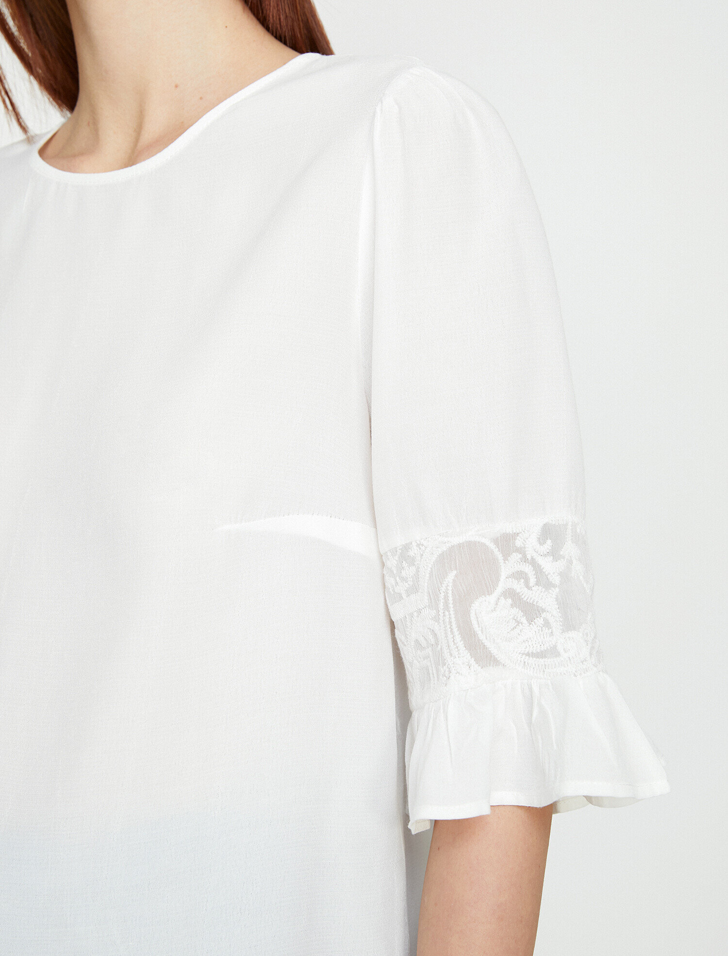   Dantel Detaylı Bluz