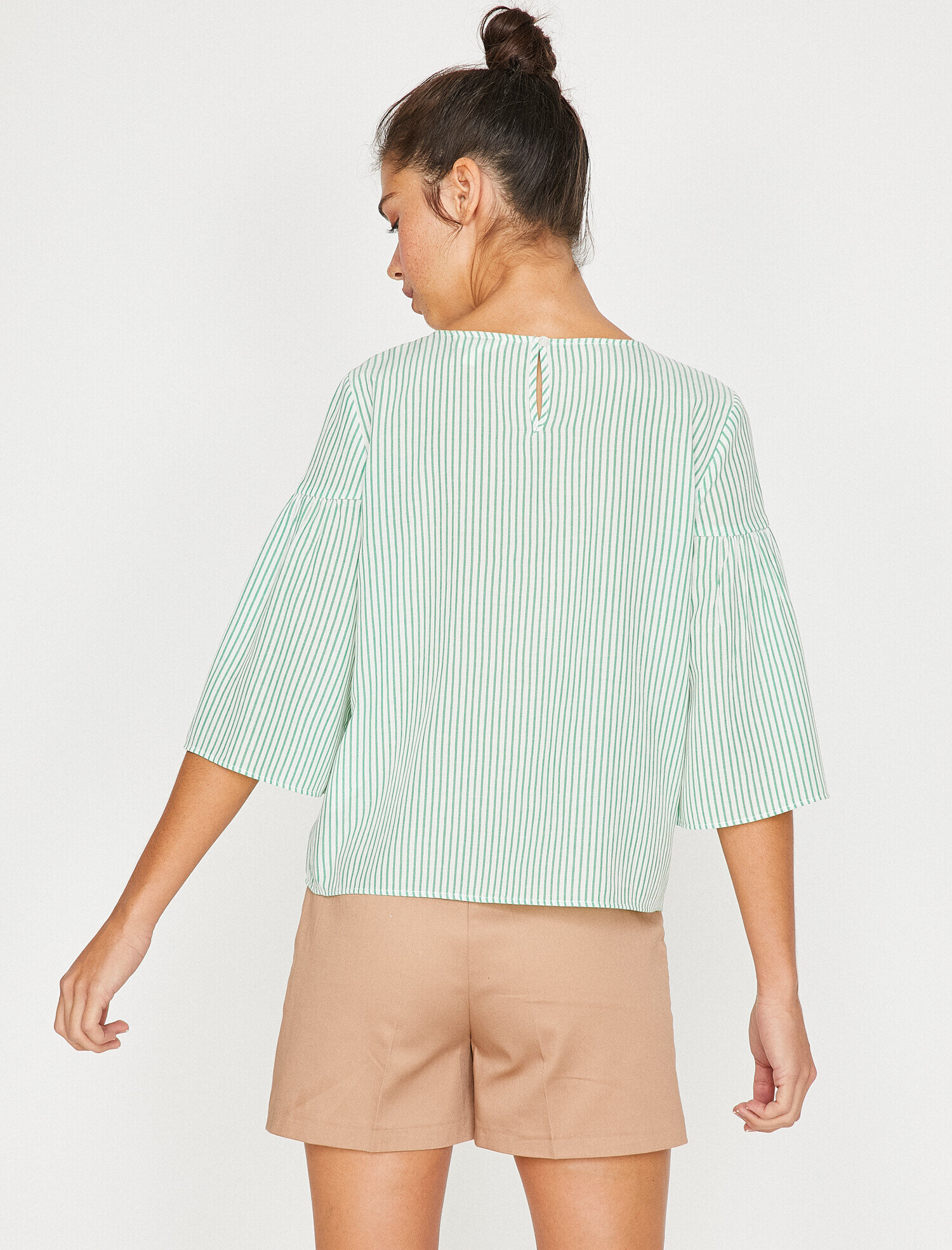   Fırfır Detaylı Bluz