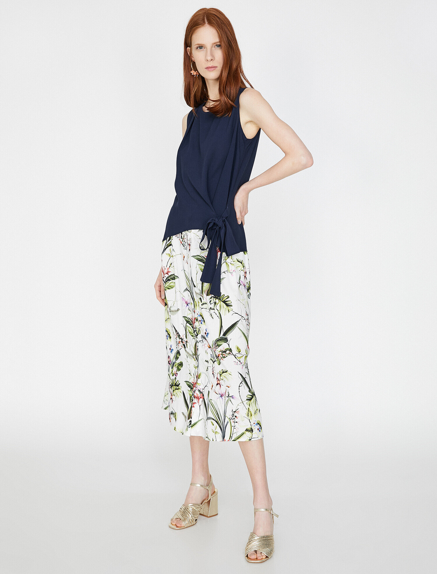   Bağlama Detaylı Gömlek