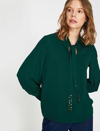 Pul Detaylı Bluz