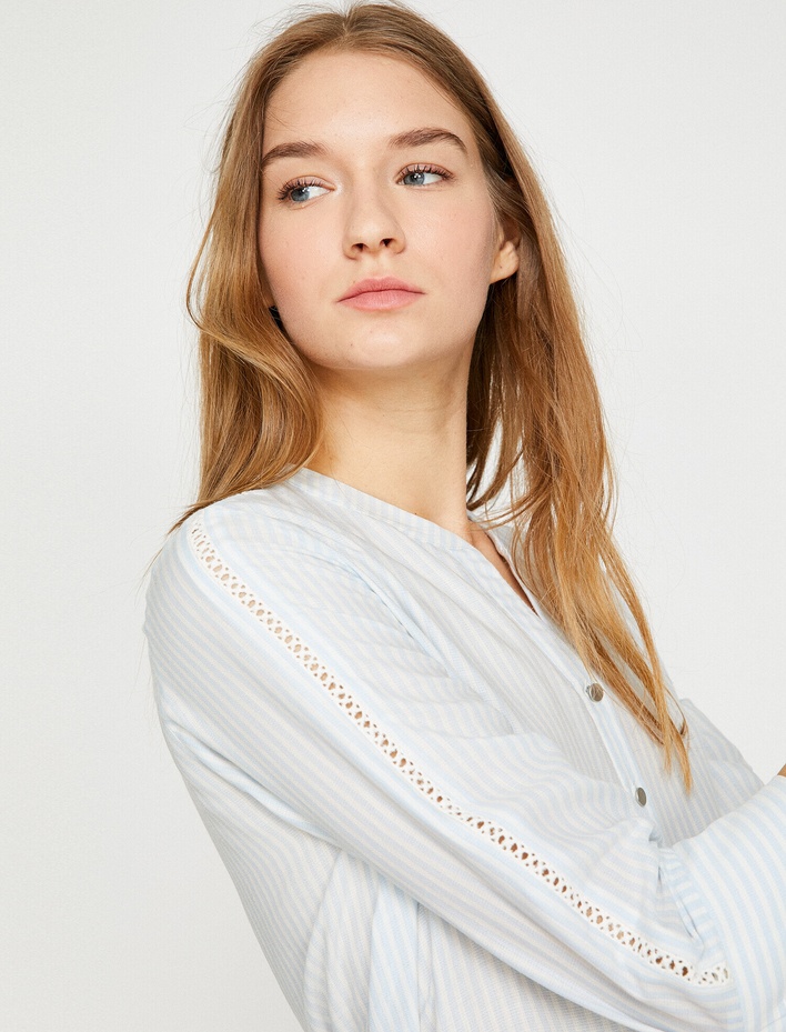  Dantel Detaylı Bluz