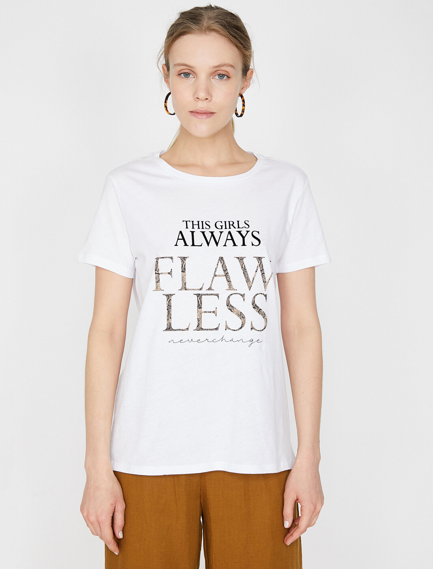   Yazılı Baskılı Tişört