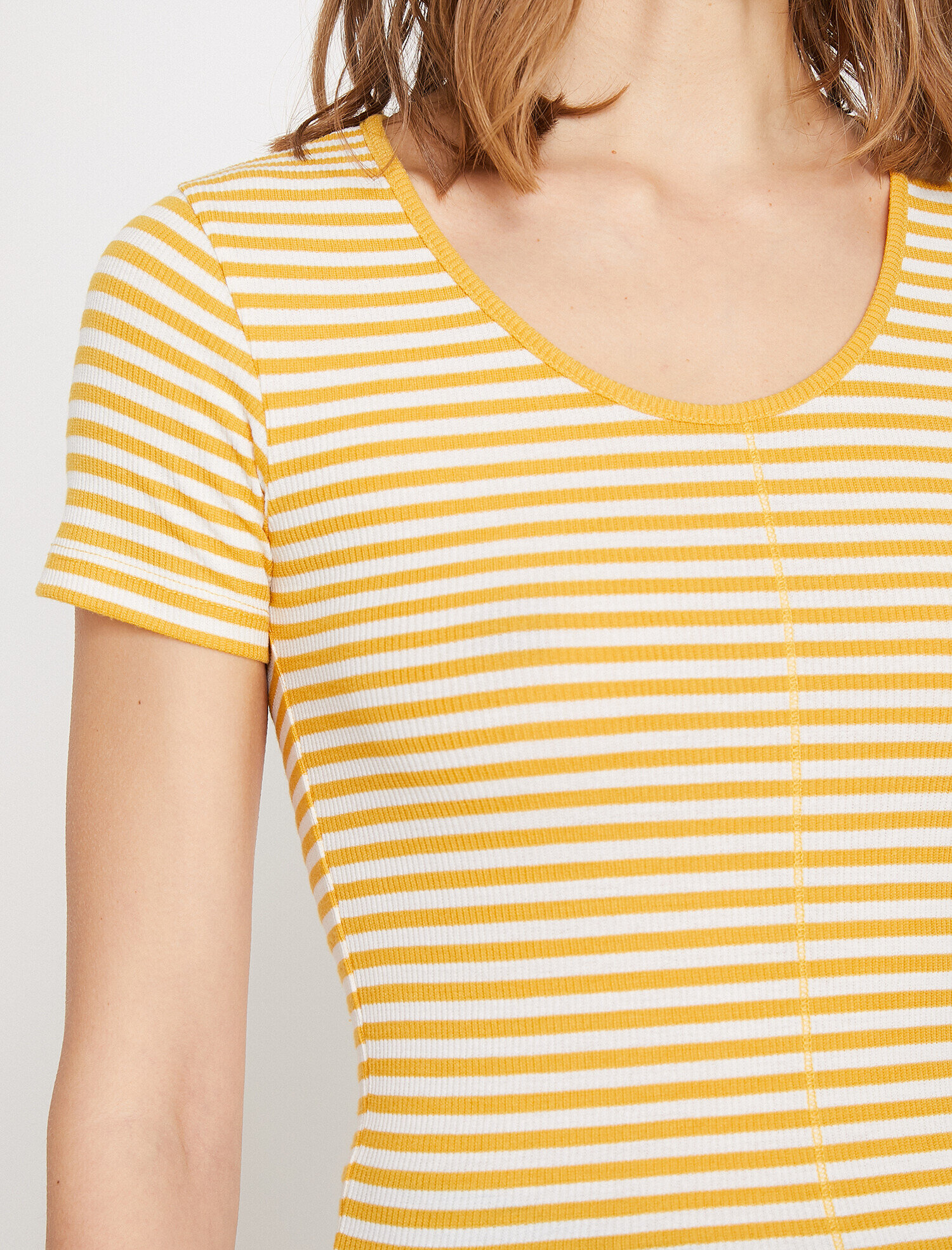 Fitilli Çizgili Karyoka Detaylı Bisiklet Yaka Basic Tişört