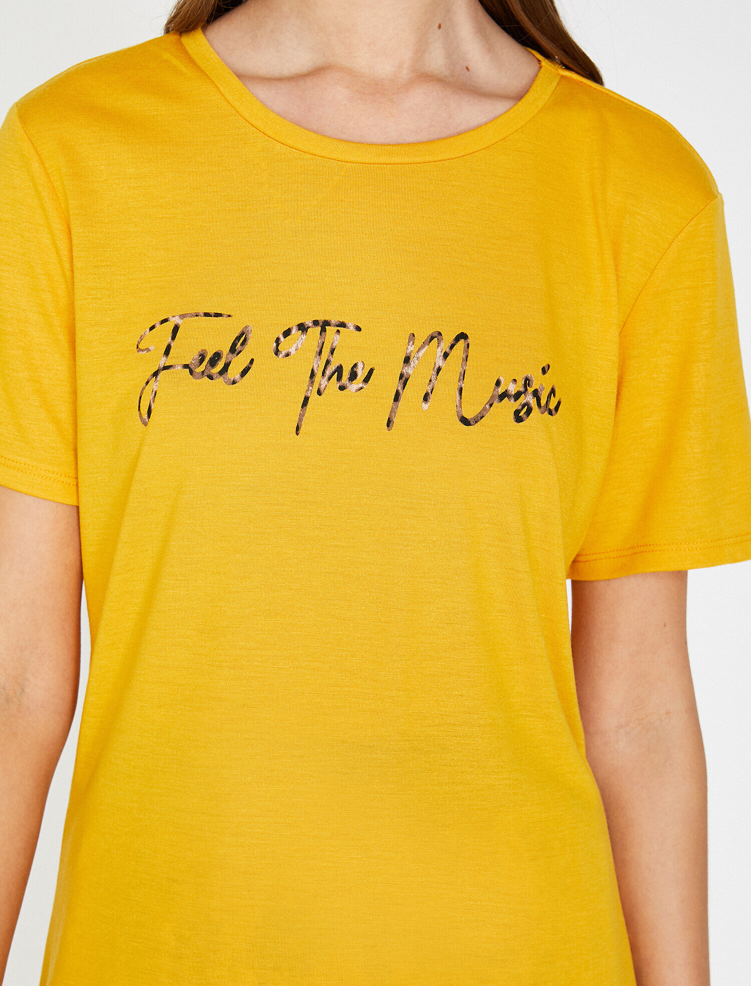   Yazılı Baskılı Tişört