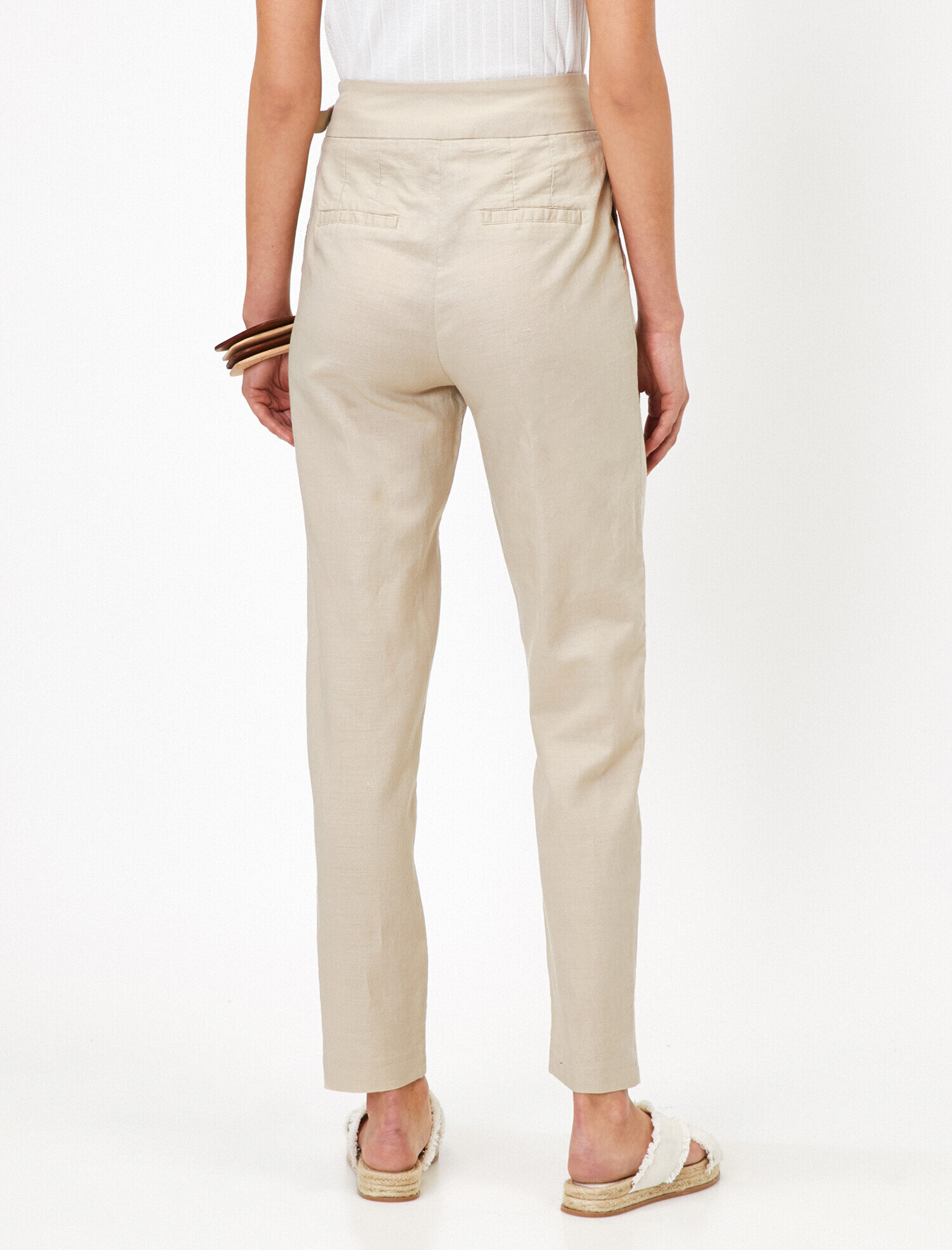   Kemer Detaylı Pantolon