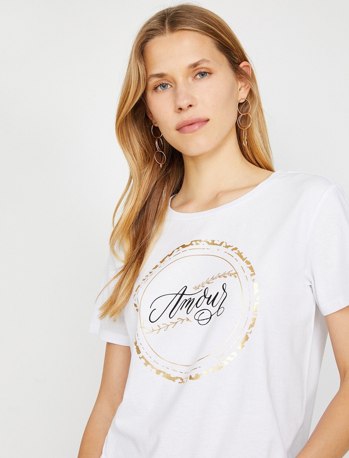  Yazılı Baskılı Tişört