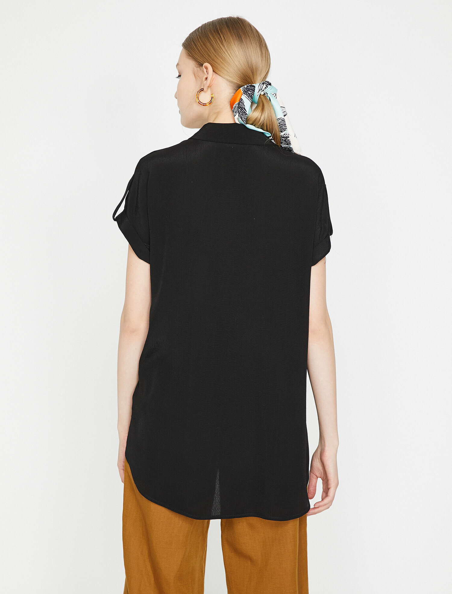   Cep Detaylı Gömlek