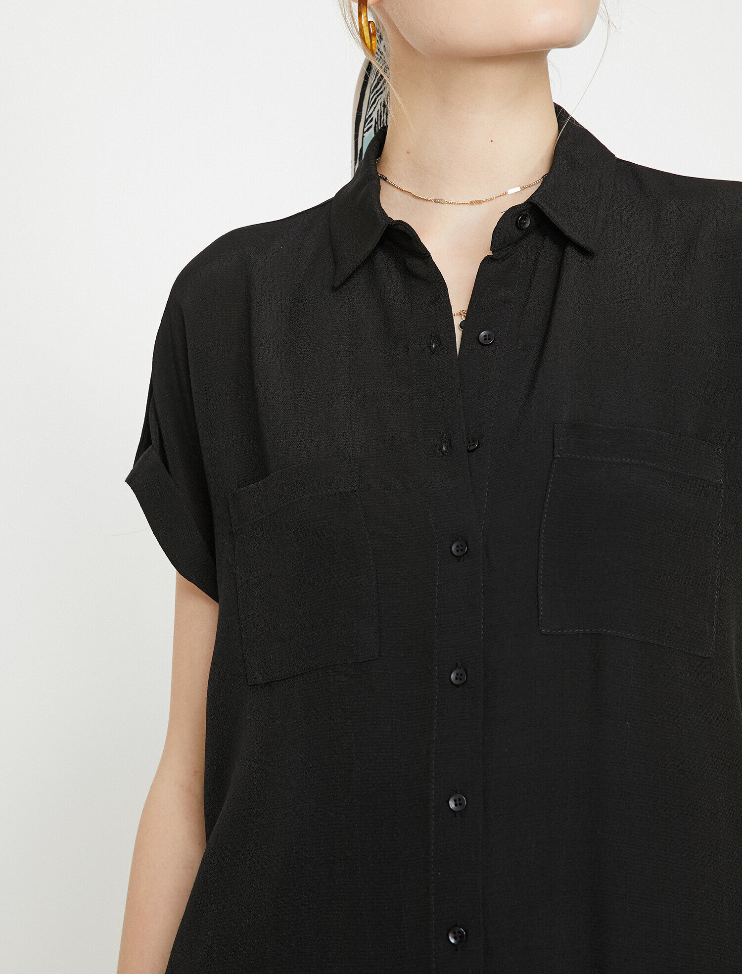   Cep Detaylı Gömlek