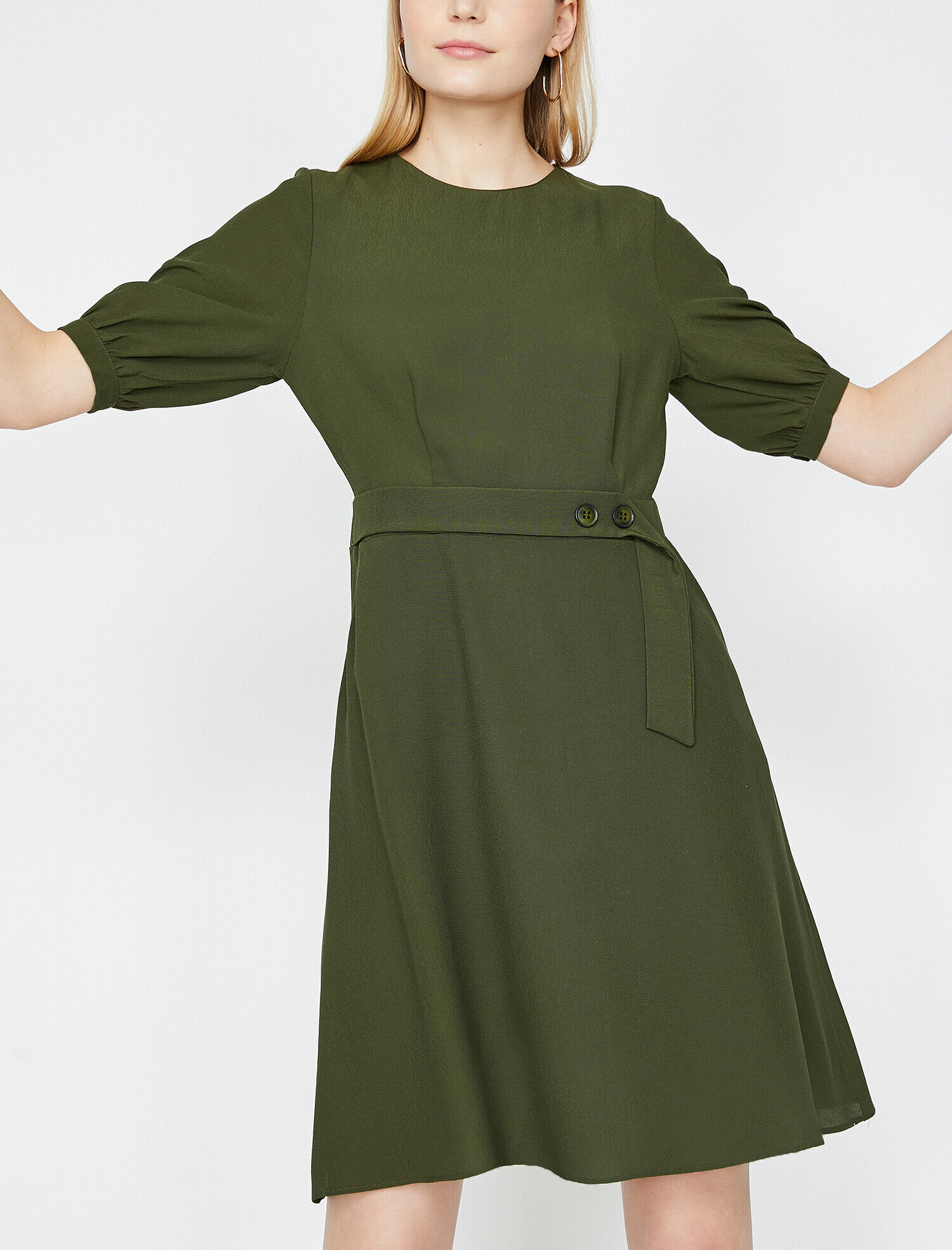   Düğme Detaylı Elbise