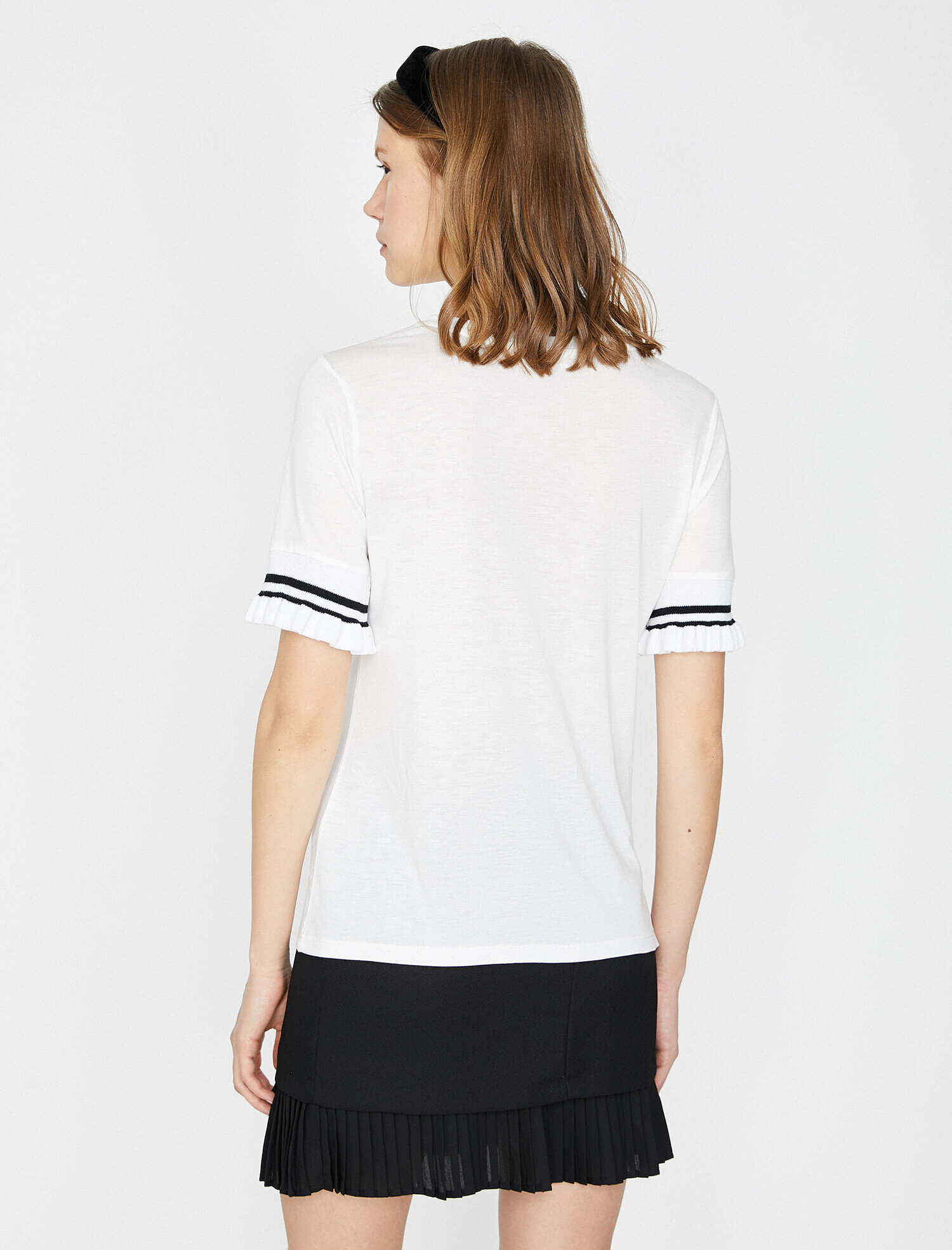   Kol Detaylı Tişört