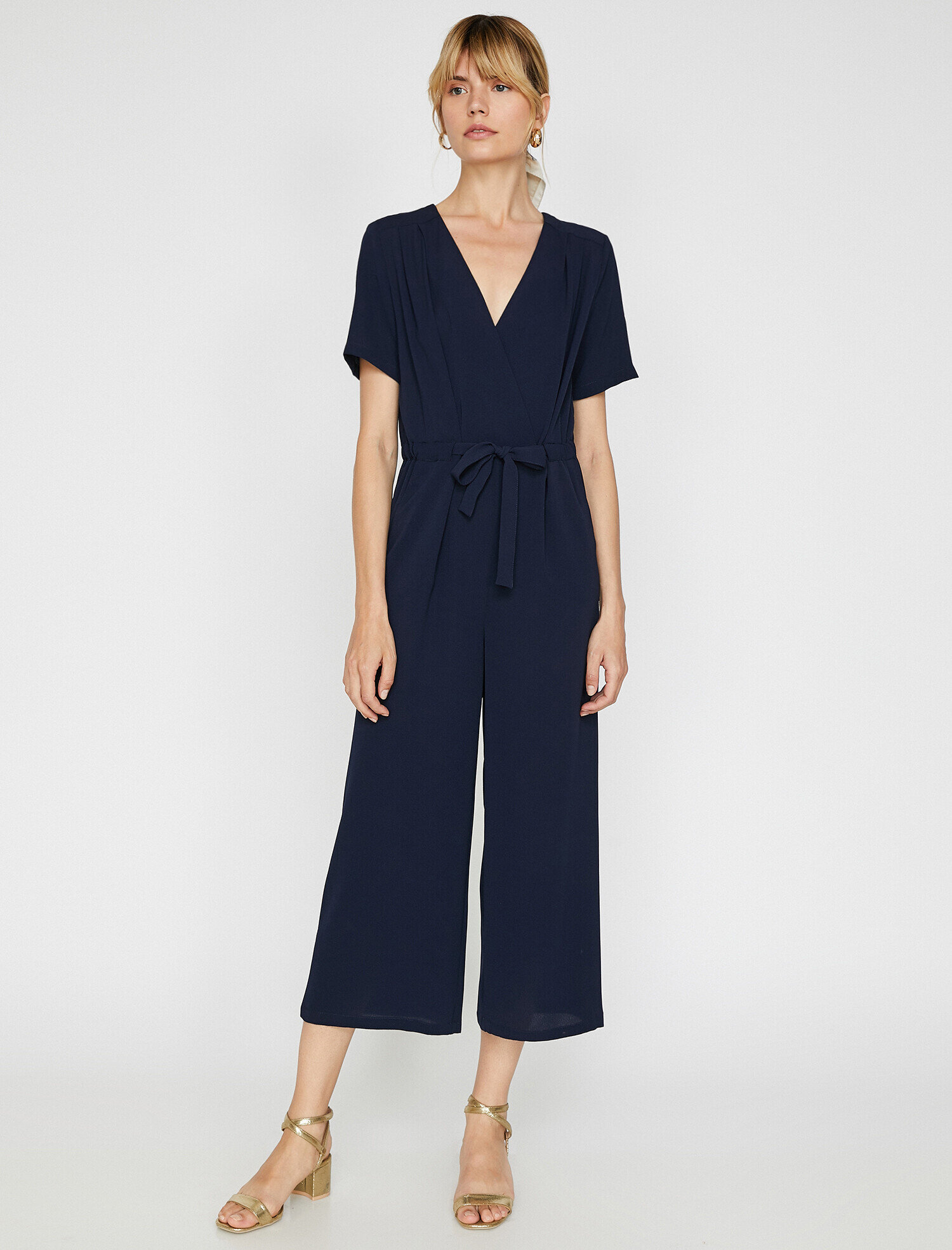   Beli Bağlamalı Tulum