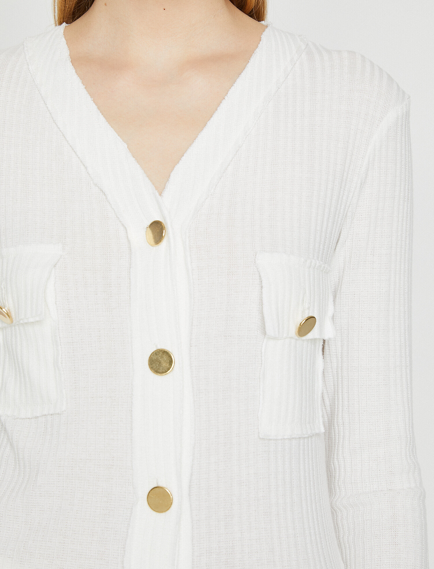   Altın Düğme Detaylı Uzun Kollu Tshirt