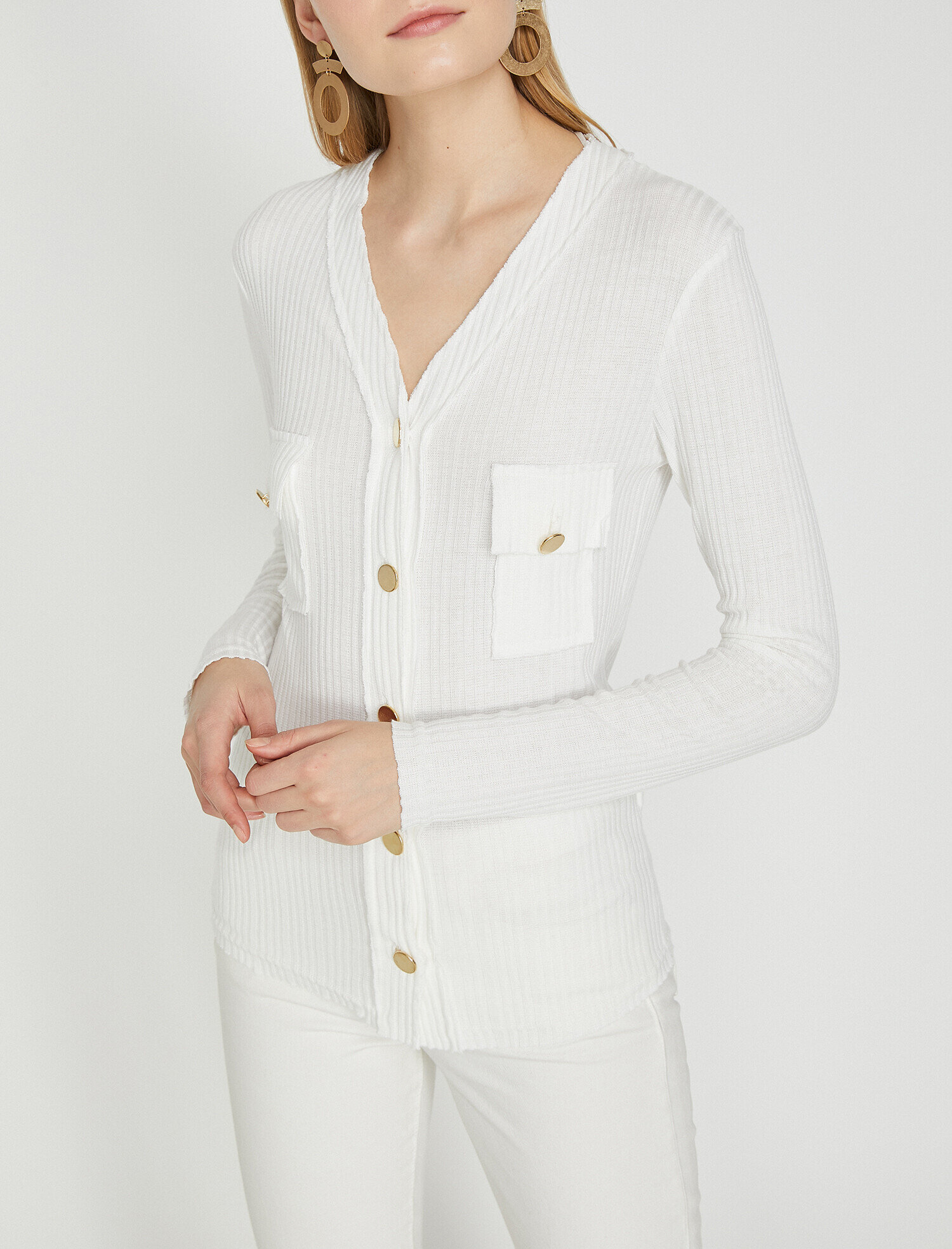   Altın Düğme Detaylı Uzun Kollu Tshirt