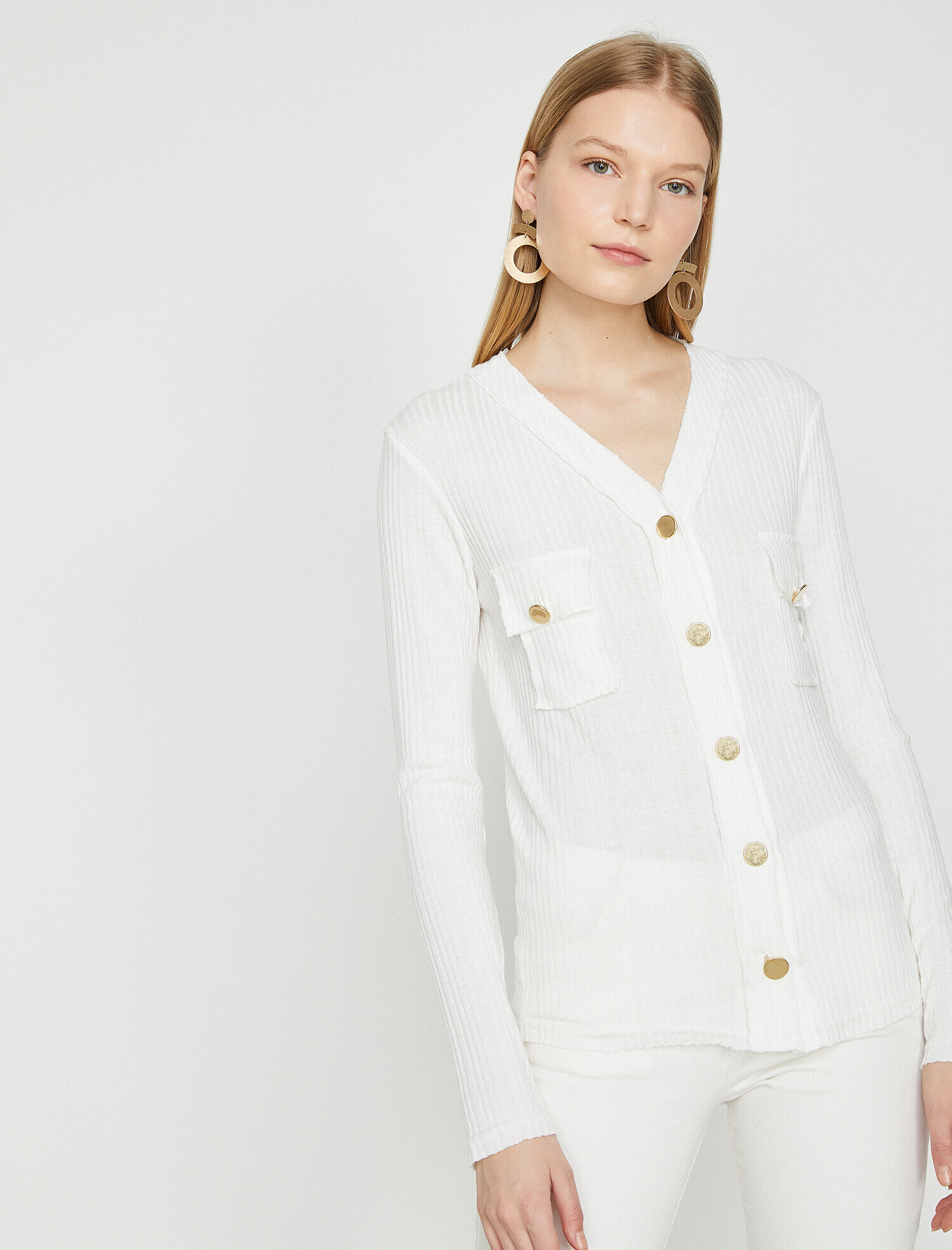   Altın Düğme Detaylı Uzun Kollu Tshirt