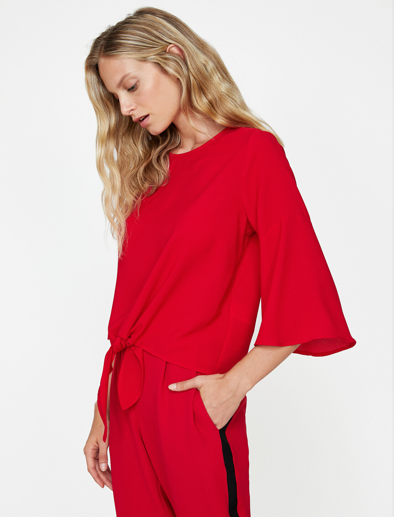   Bağlama Detaylı Bluz