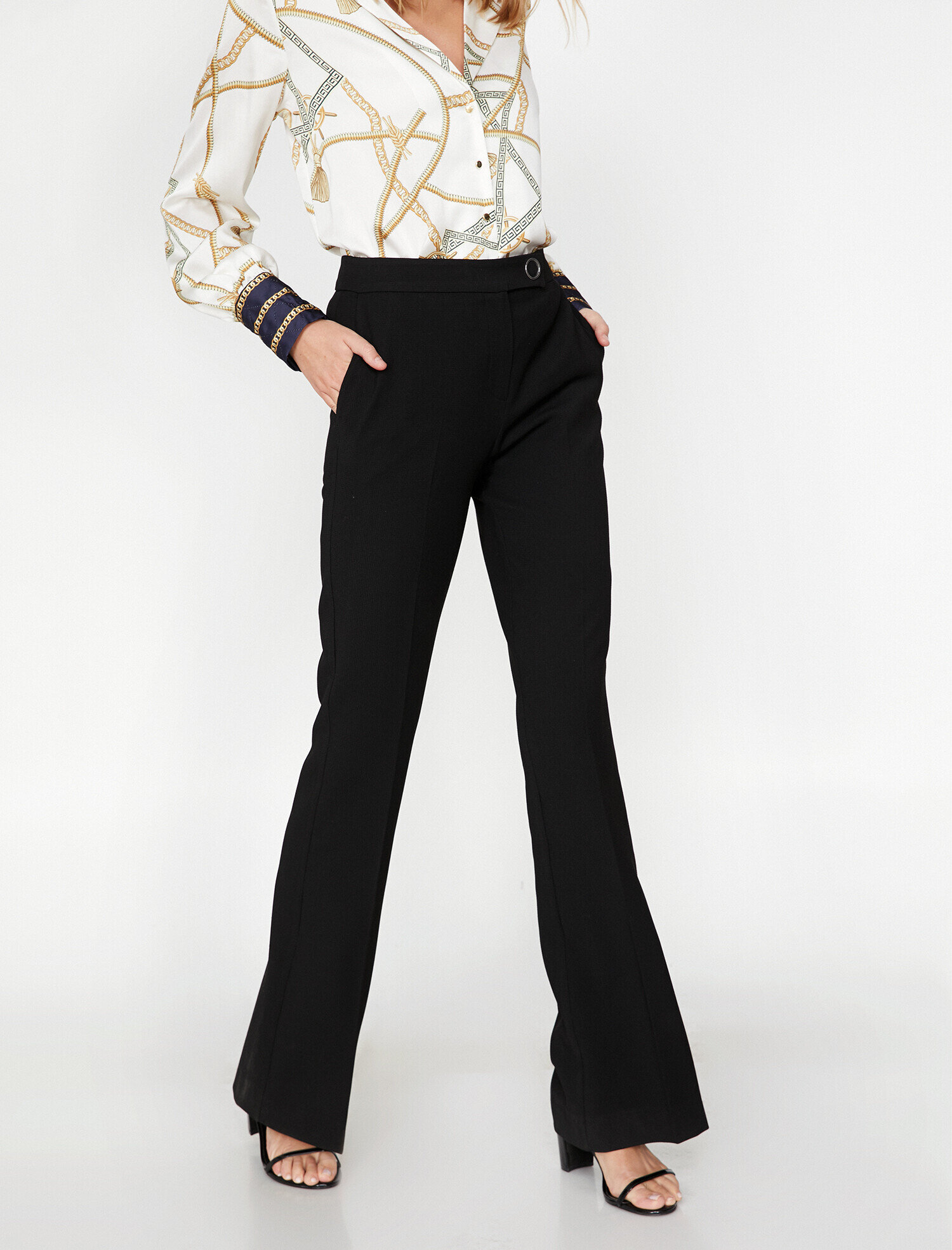   Cep Detaylı Pantolon